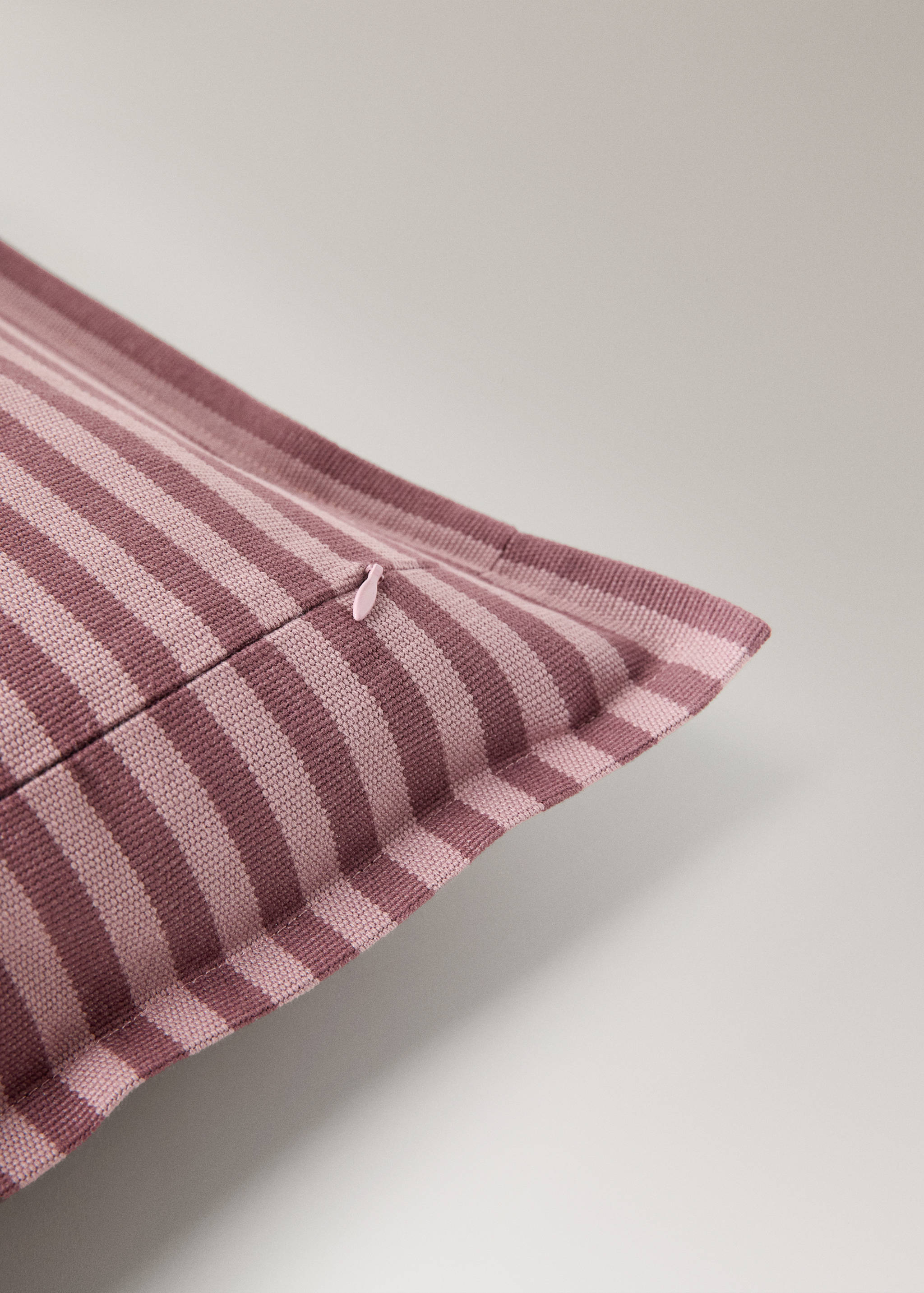 Kuddfodral i bomull med ränder 50 x 50 cm - Detaljer om artikeln 2