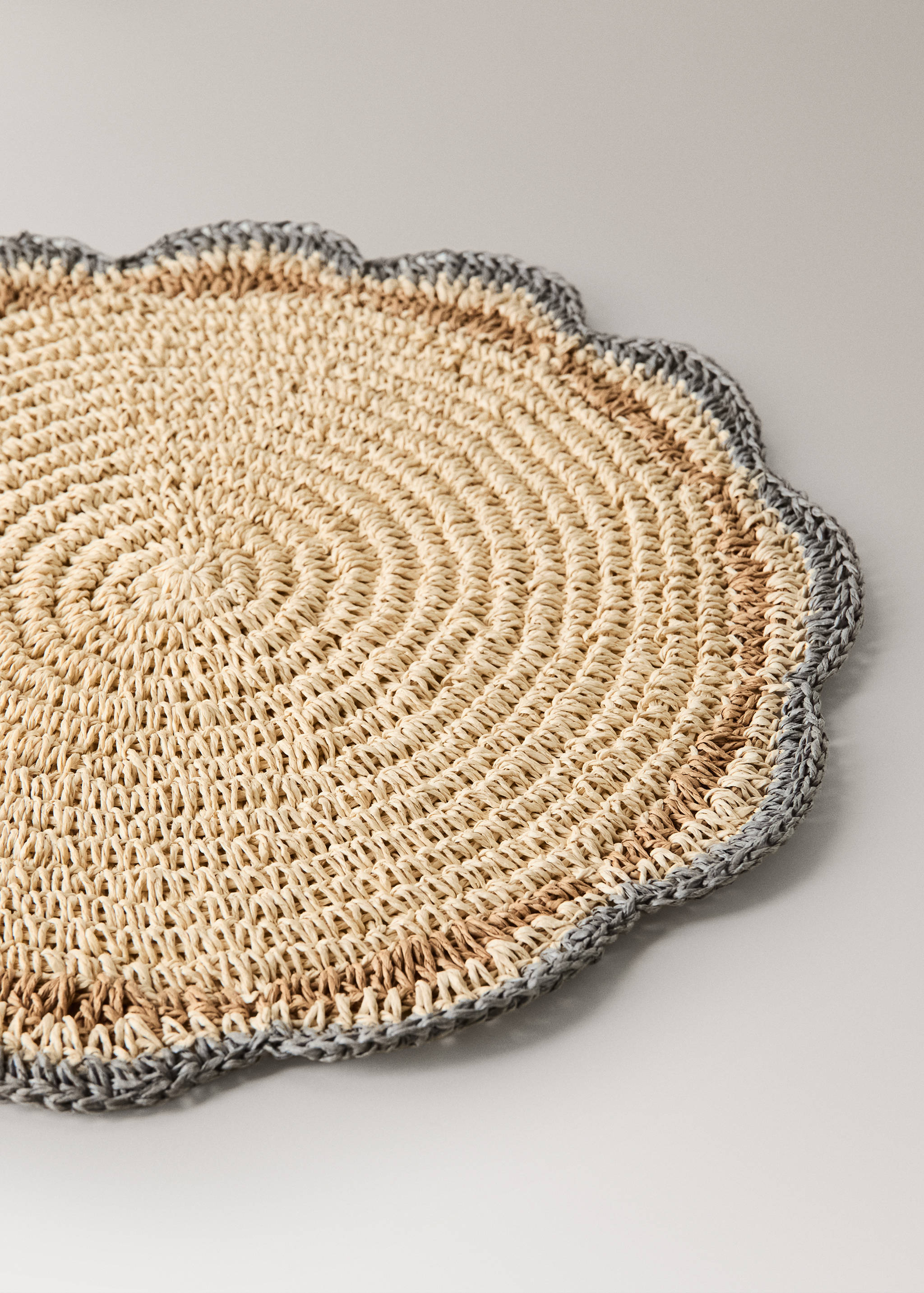 Spiral paper placemat - Details of the article 2