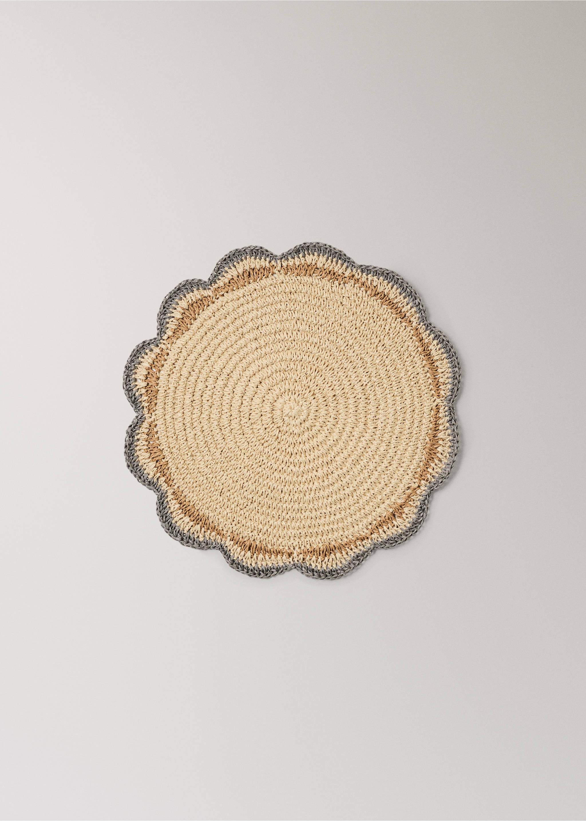 Spiral paper placemat - Article without model, Light/Pastel Brown. Ref: 37022563-00.