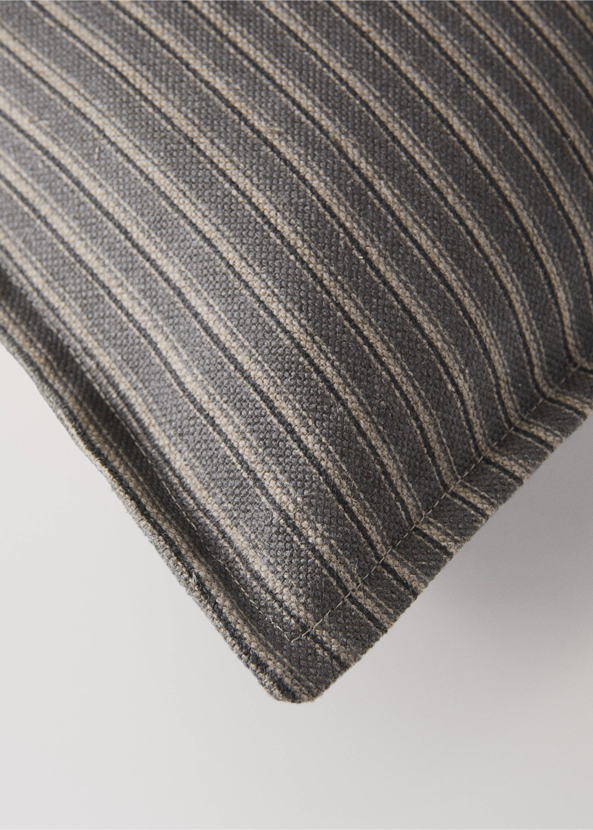 Linen cotton cushion cover with topstitching 40x60 cm - Details of the article 1, Grey. Ref: 37022573-00.