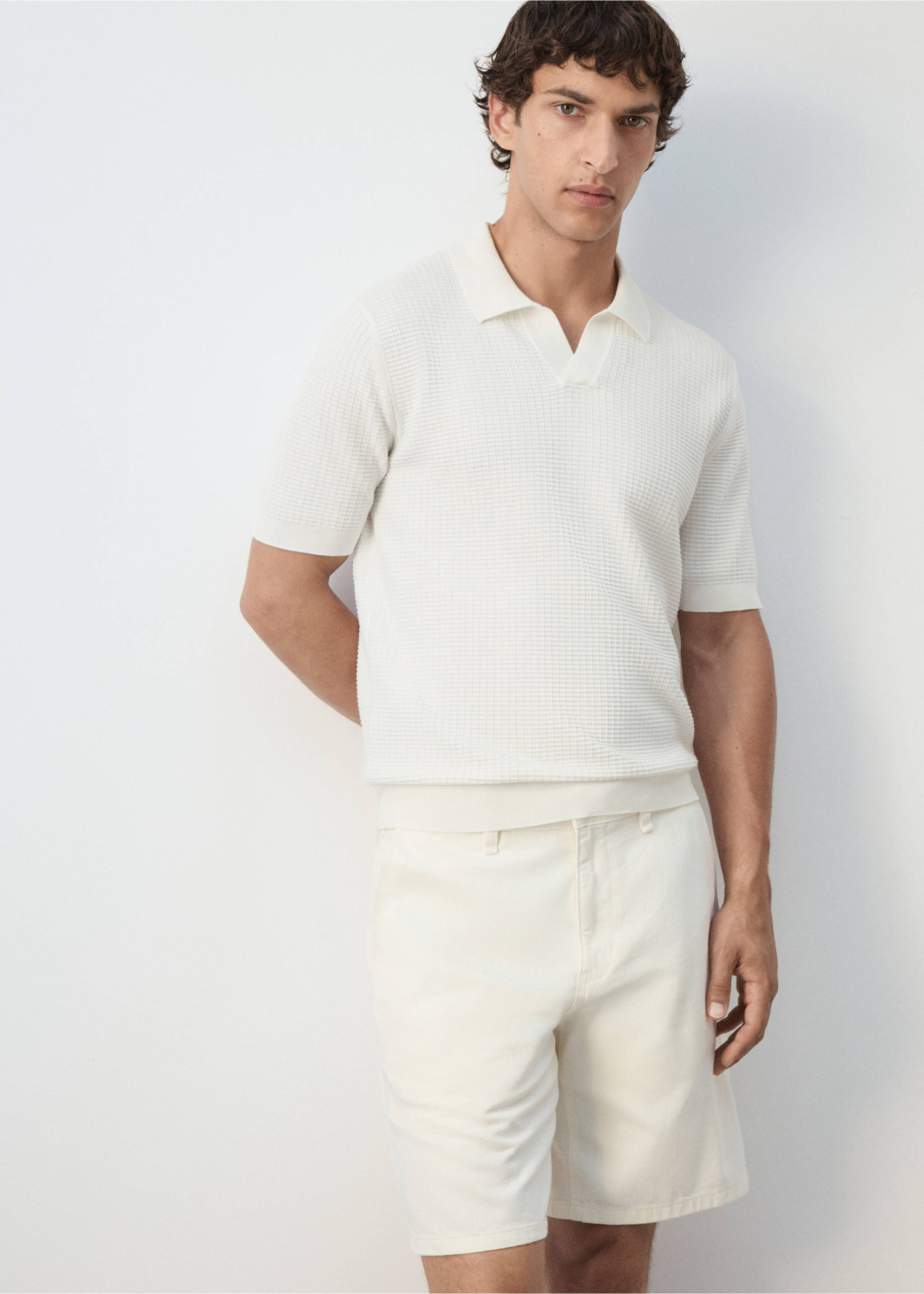 100% cotton knitted polo shirt - Details of the article 1, Off White. Ref: 37022900-00.