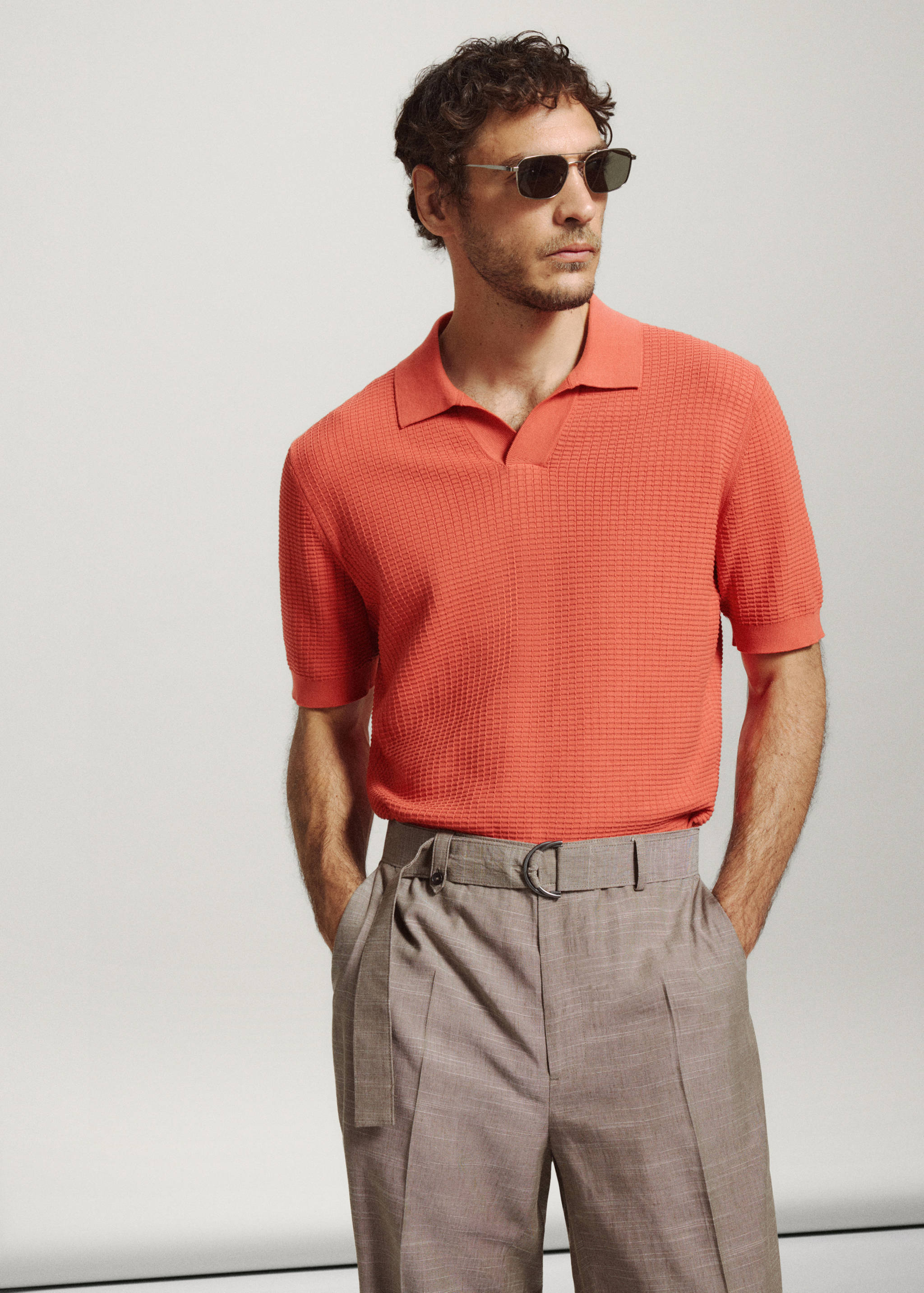Strukturiertes Strick-Poloshirt aus 100 % Baumwolle - Mittlere Ansicht