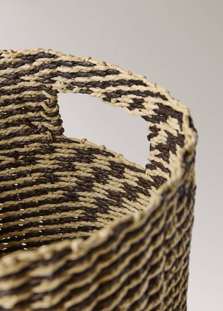 Large basket with embroidered detail — Chocolate