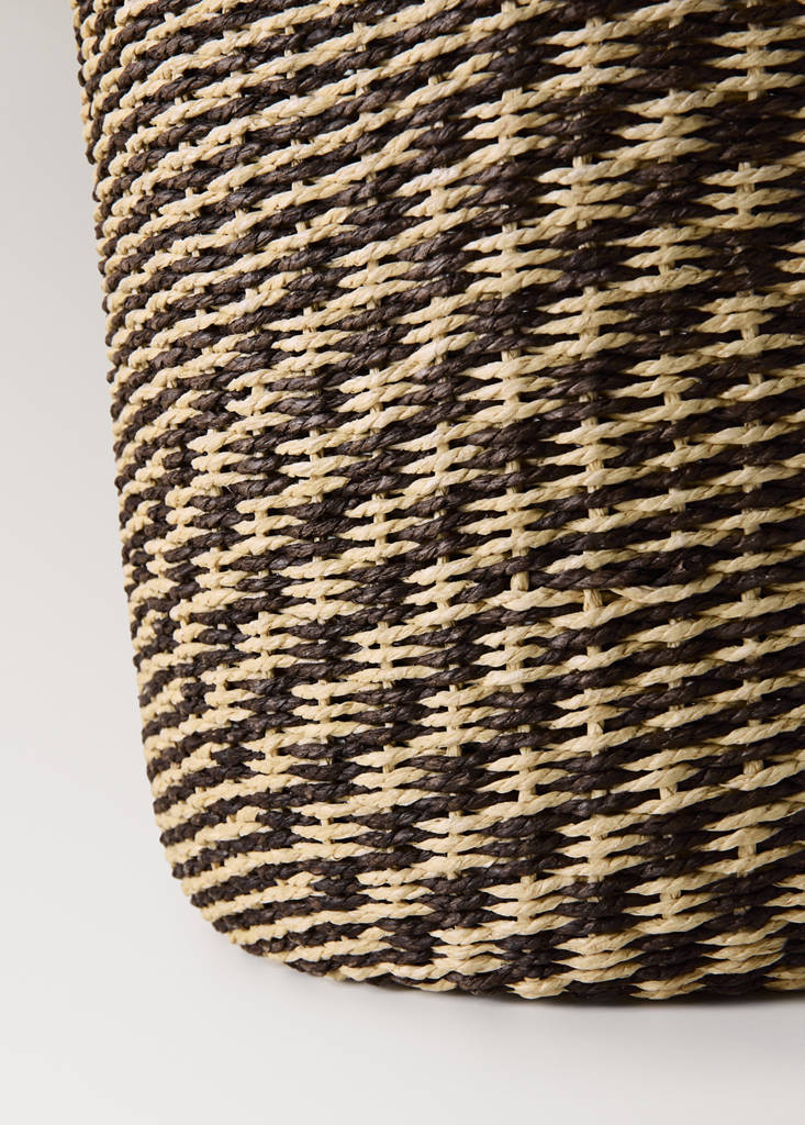 Large basket with embroidered detail — Chocolate