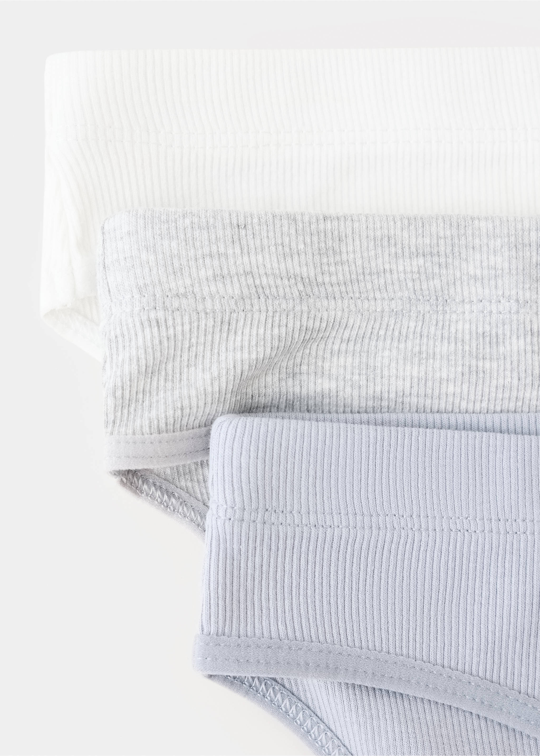 Classic ribbed briefs - Details of the article 9, Off White. Ref: 37022917-00.