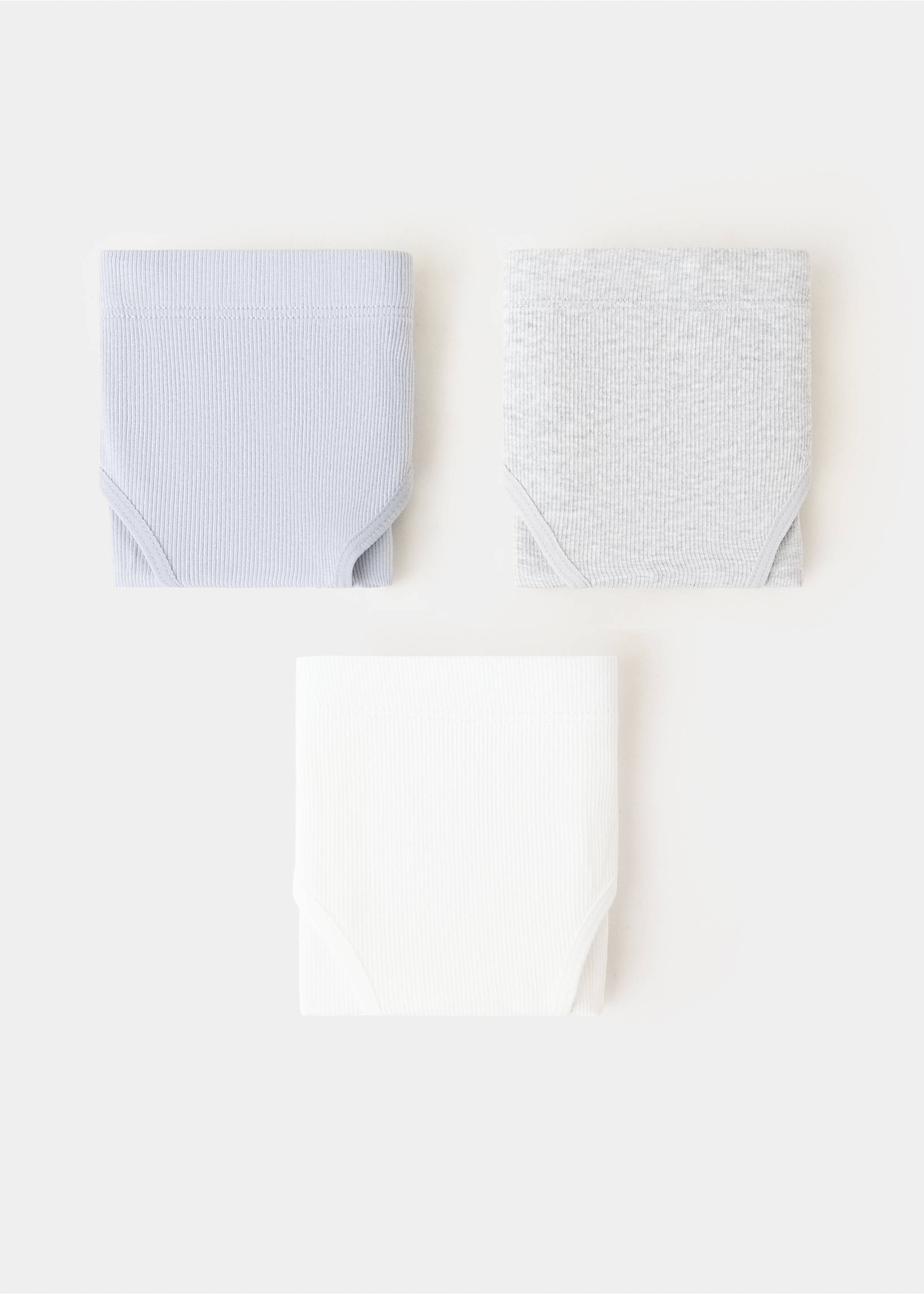 Classic ribbed briefs - Article without model, Off White. Ref: 37022917-00.