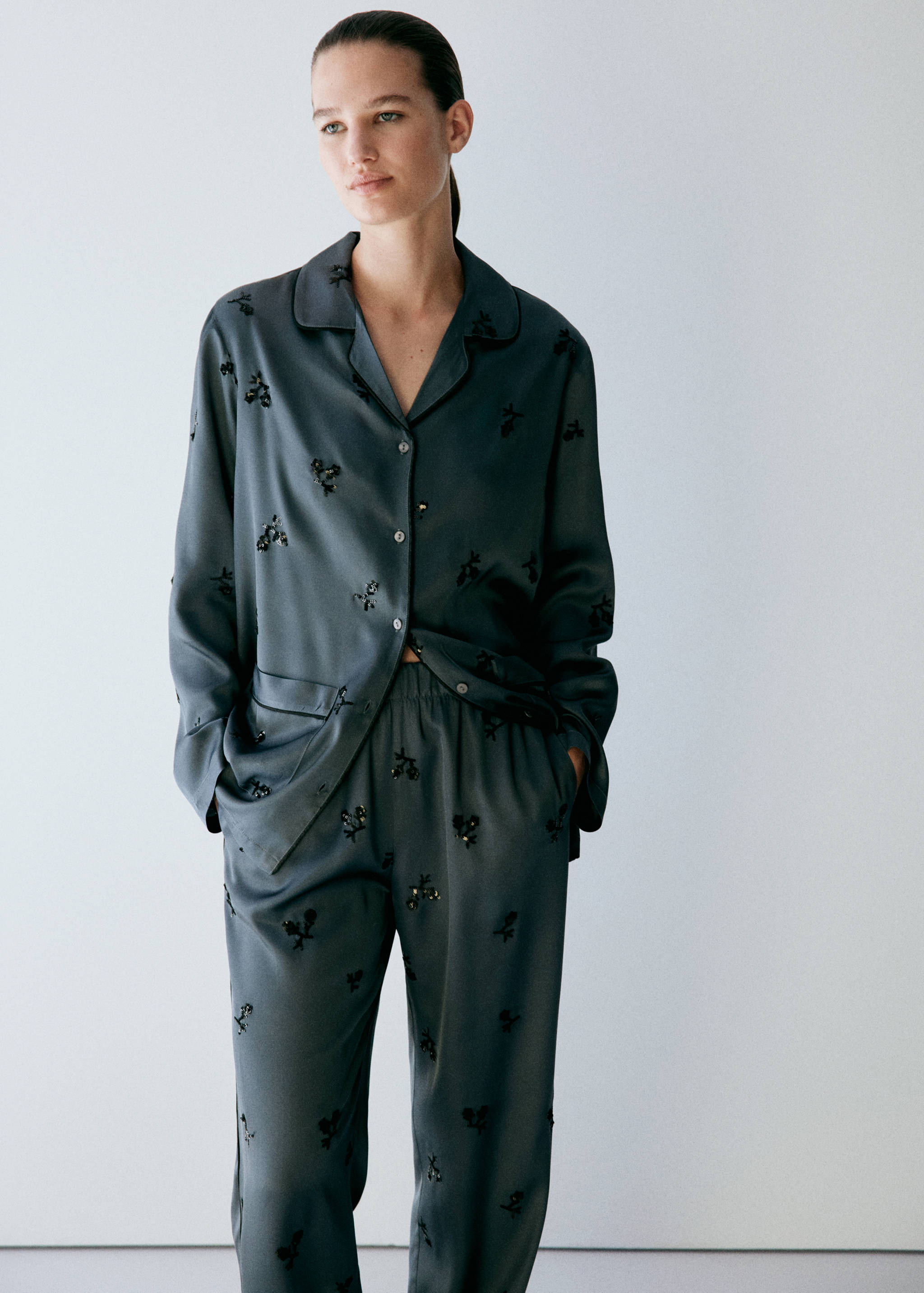Sequin satin pajama pants - Details of the article 1
