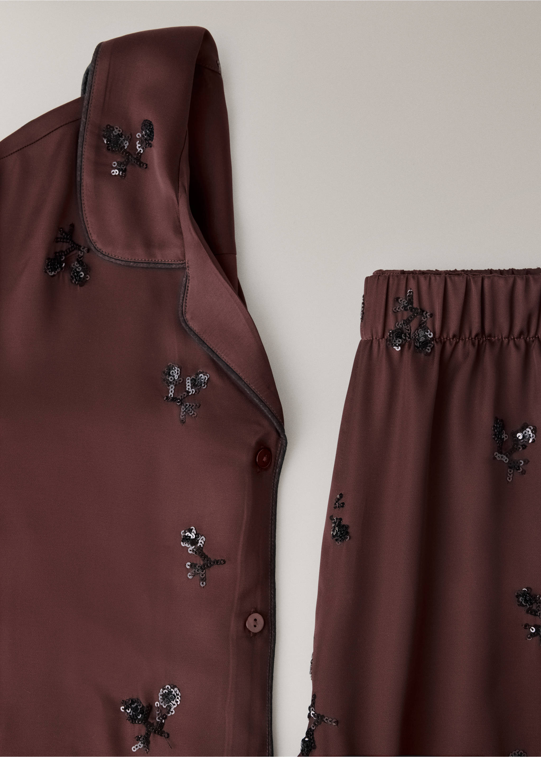 Sequin satin pajama pants - Details of the article 0, Burgundy. Ref: 37022920-00.