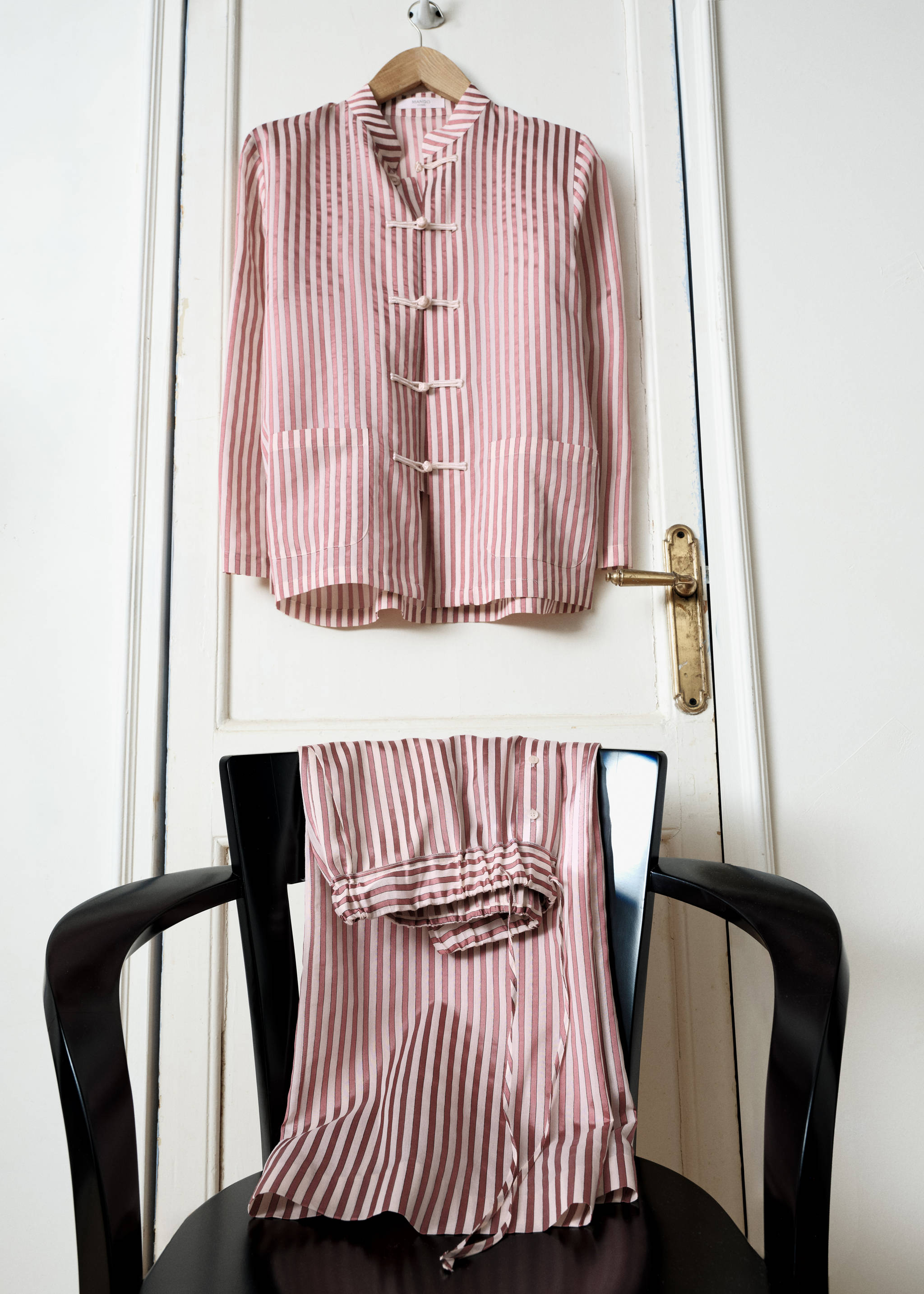 Gestreept pyjamajasje - Detail van het artikel 5, Roze. Ref: 37022921-00.