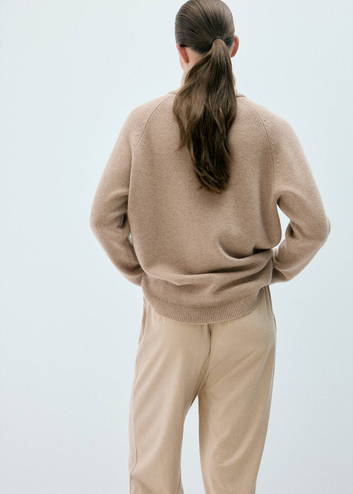 100% wool turtleneck sweater — Brown
