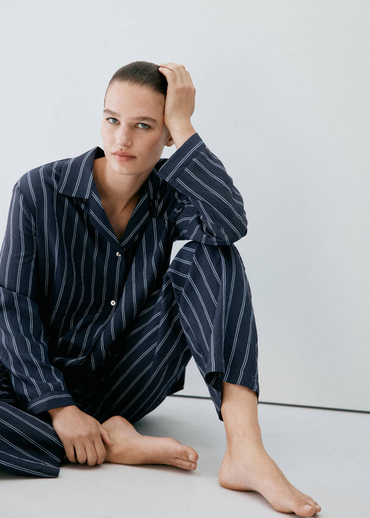 Striped pyjama shirt with front pocket — Navy