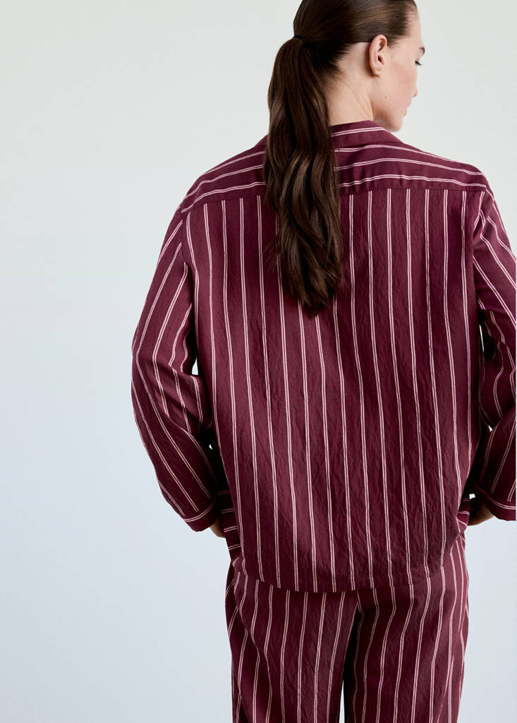 Striped pyjama shirt with front pocket — Burgundy