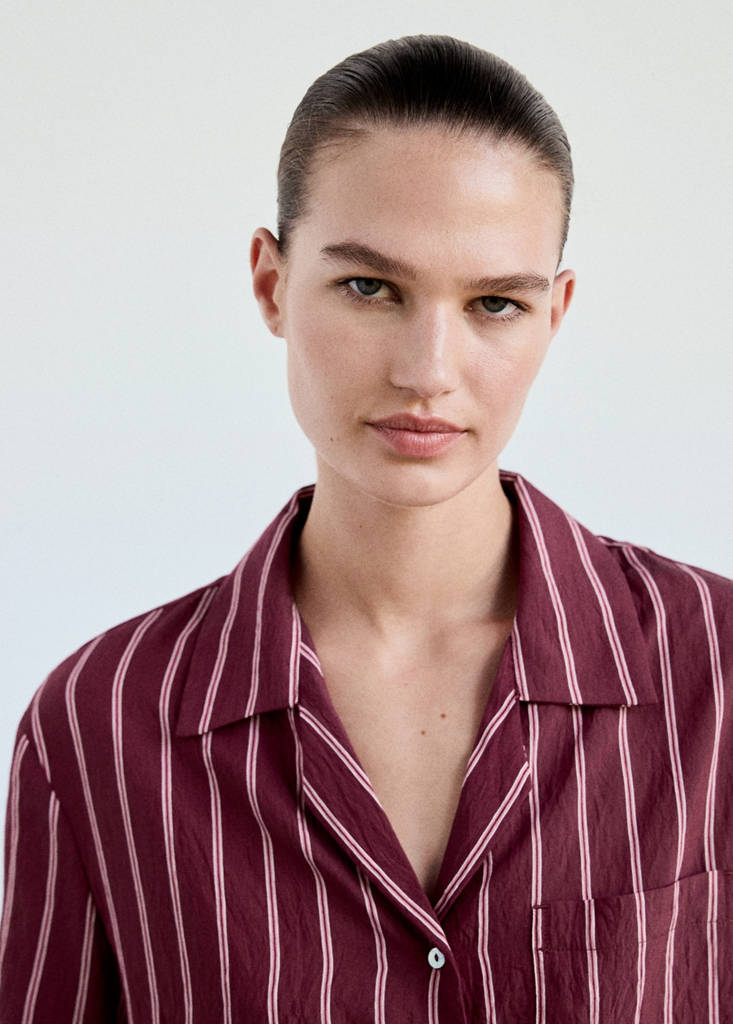 Striped pyjama shirt with front pocket — Burgundy