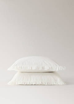 Two washed cotton pillowcases with frayed gauze frill 60x60cm — Ecru 2