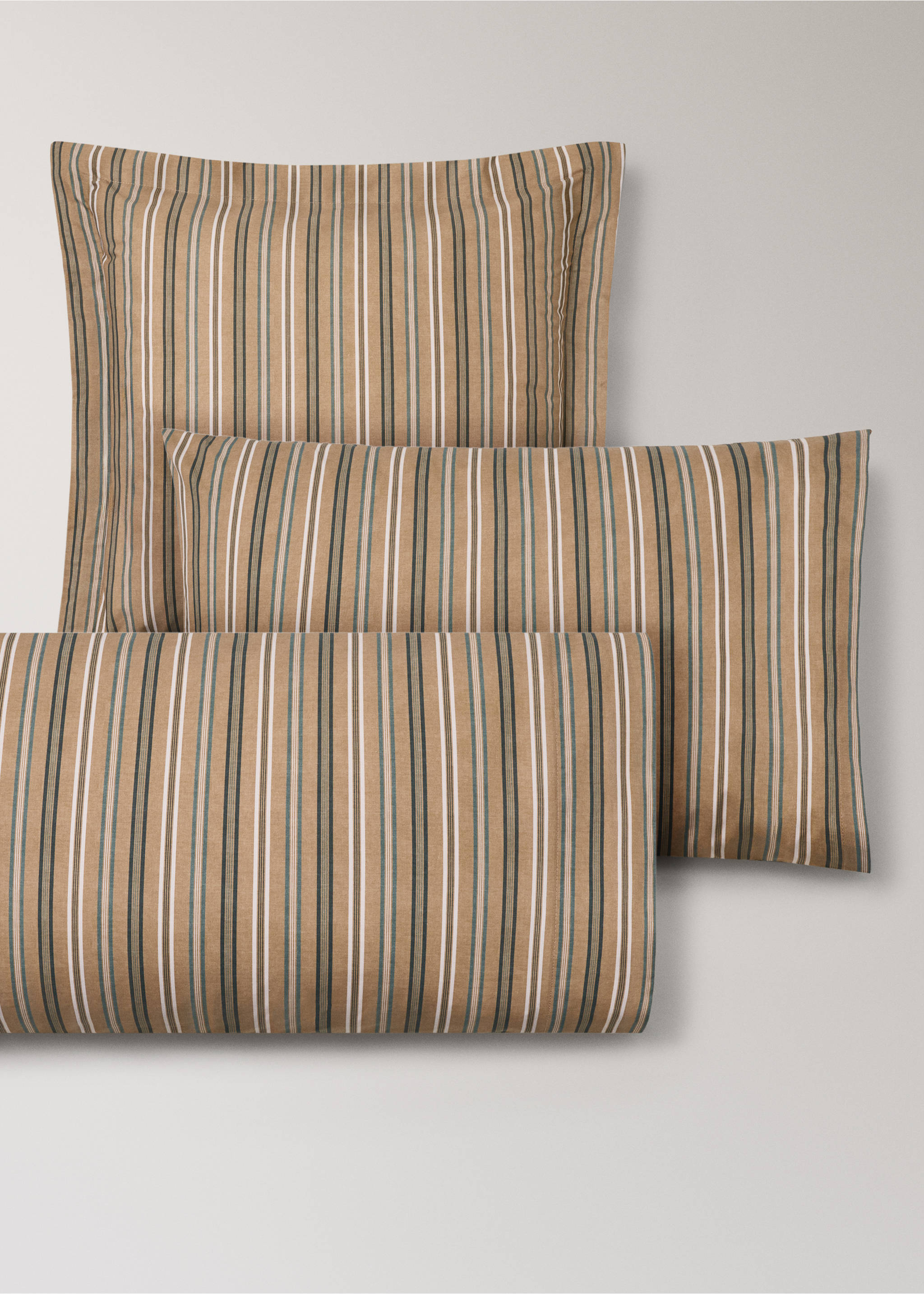 Kissenbezug aus Baumwollperkal mit Multistreifen 45x110 cm - Detail des Artikels 3, Tobacco-Braun. Ref: 37022956-00.