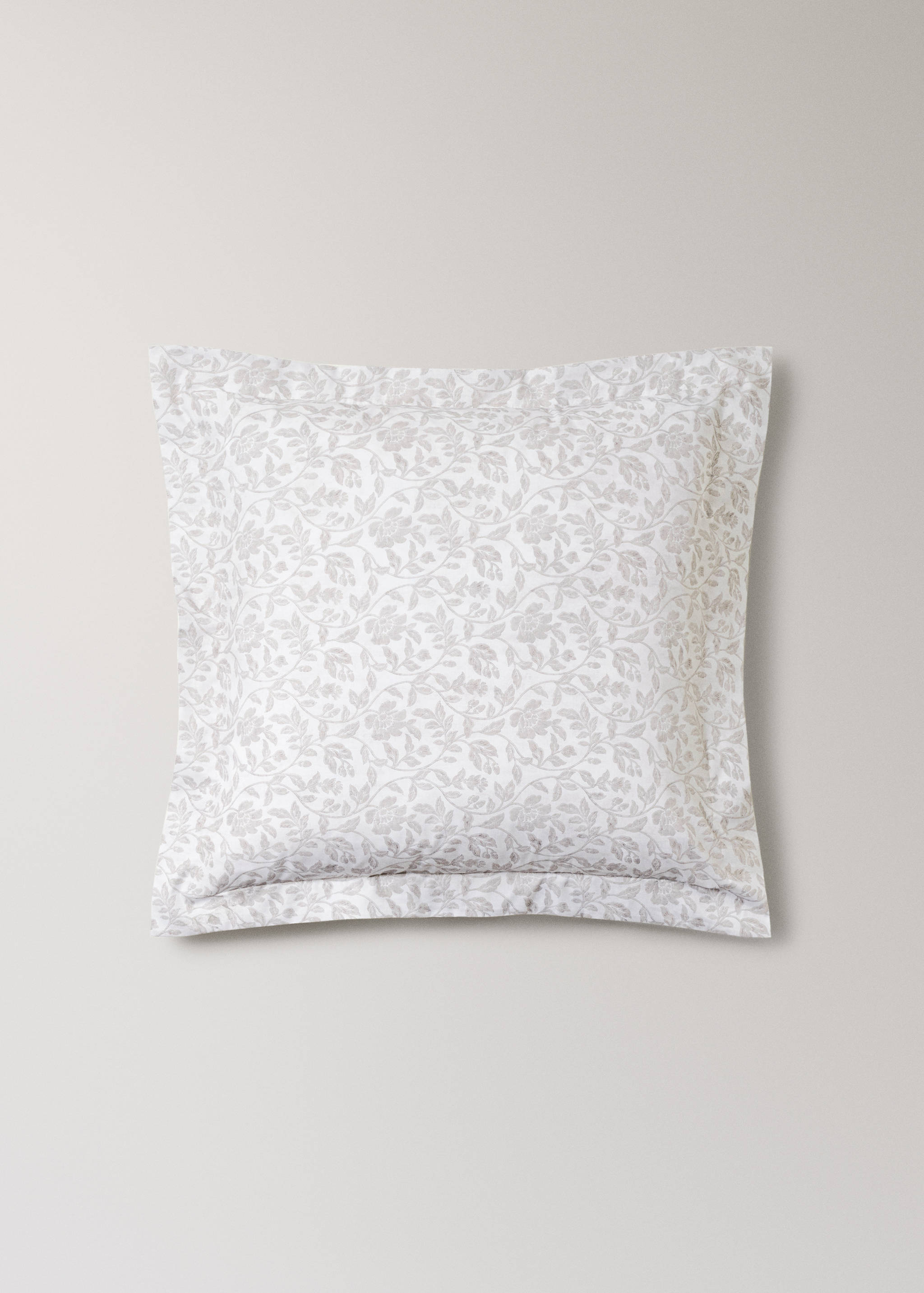 Two floral-print pillowcases, 60x60cm - Article without model