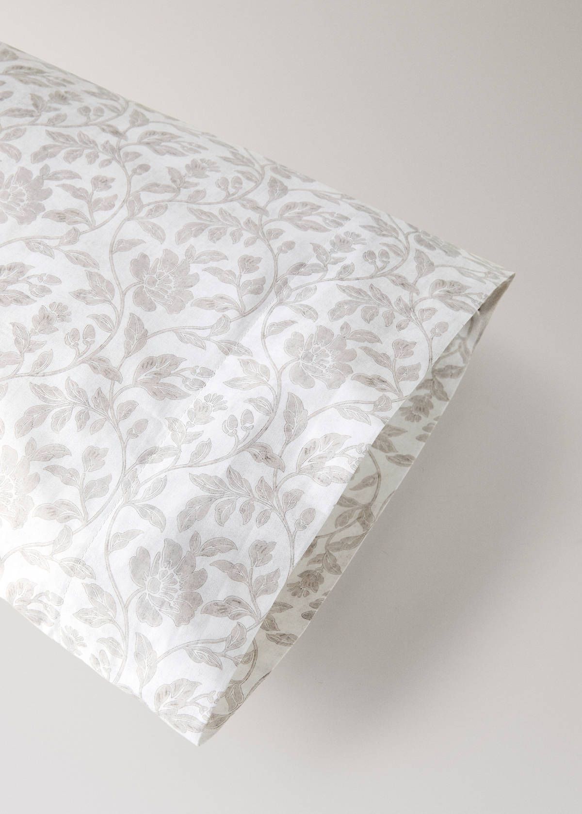 Floral-print pillow case 45x110cm — Ecru