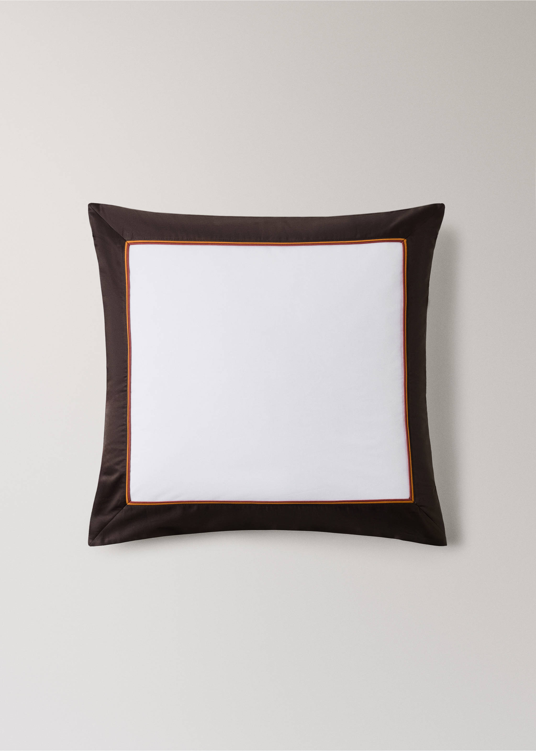 Two cotton pillowcases with a satin border and contrast piping, 60 x 60 cm - Article without model, Ecru. Ref: 37022963-00.