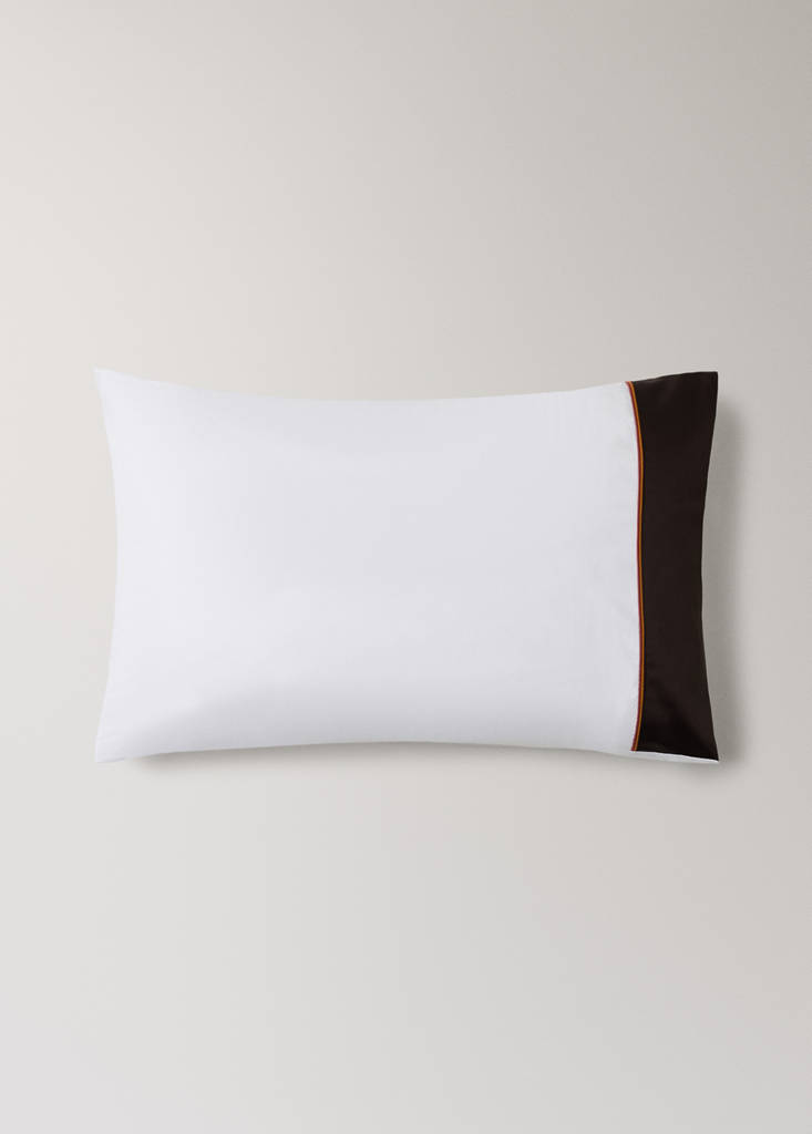 Two cotton pillowcases with satin border and contrasting piping, 50 x 75 cm — Ecru