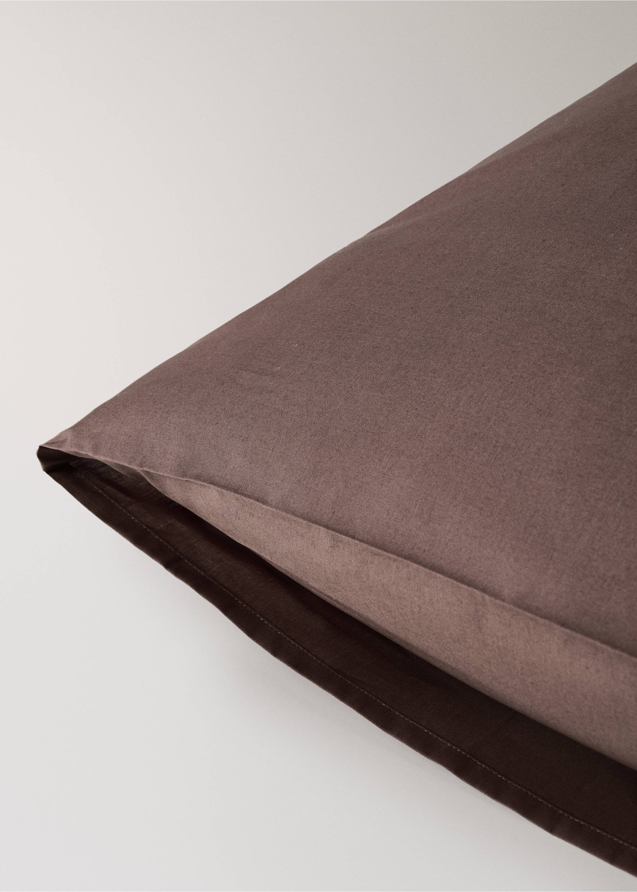 Two cotton percale pillowcases 60x60cm - Details of the article 2, Brown. Ref: 37022966-00.