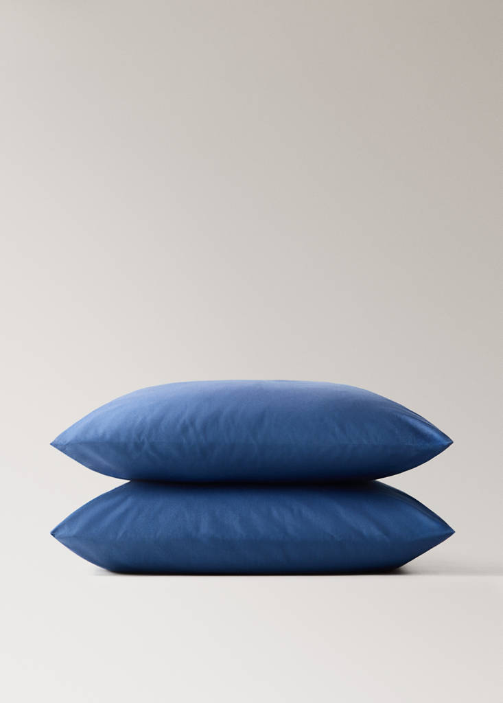 Two cotton percale pillowcases 60x60cm — Indigo Blue