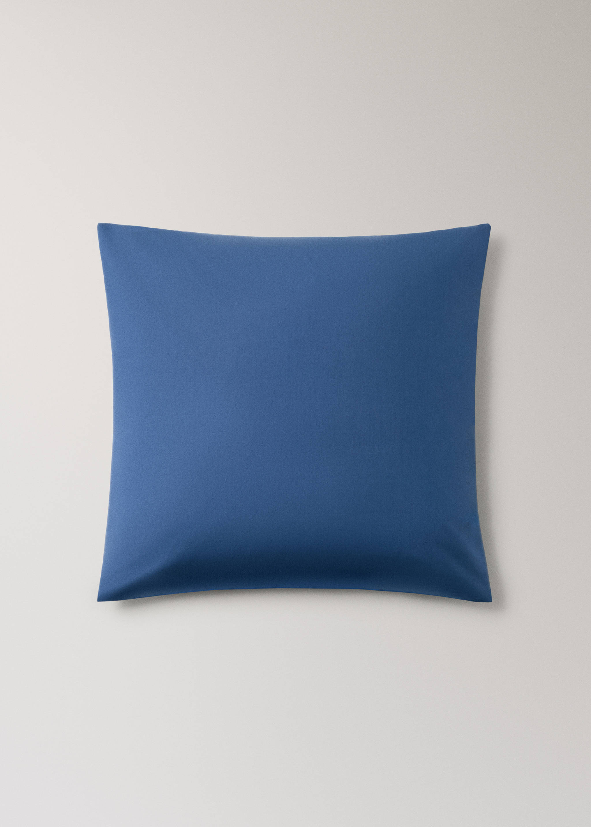 Zwei Kopfkissenbezüge aus Baumwoll-Perkal, 60 x 60 cm - Artikel ohne Model
