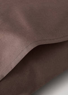 Two 200 thread count cotton percale pillowcases 50x75 cm — Brown 2