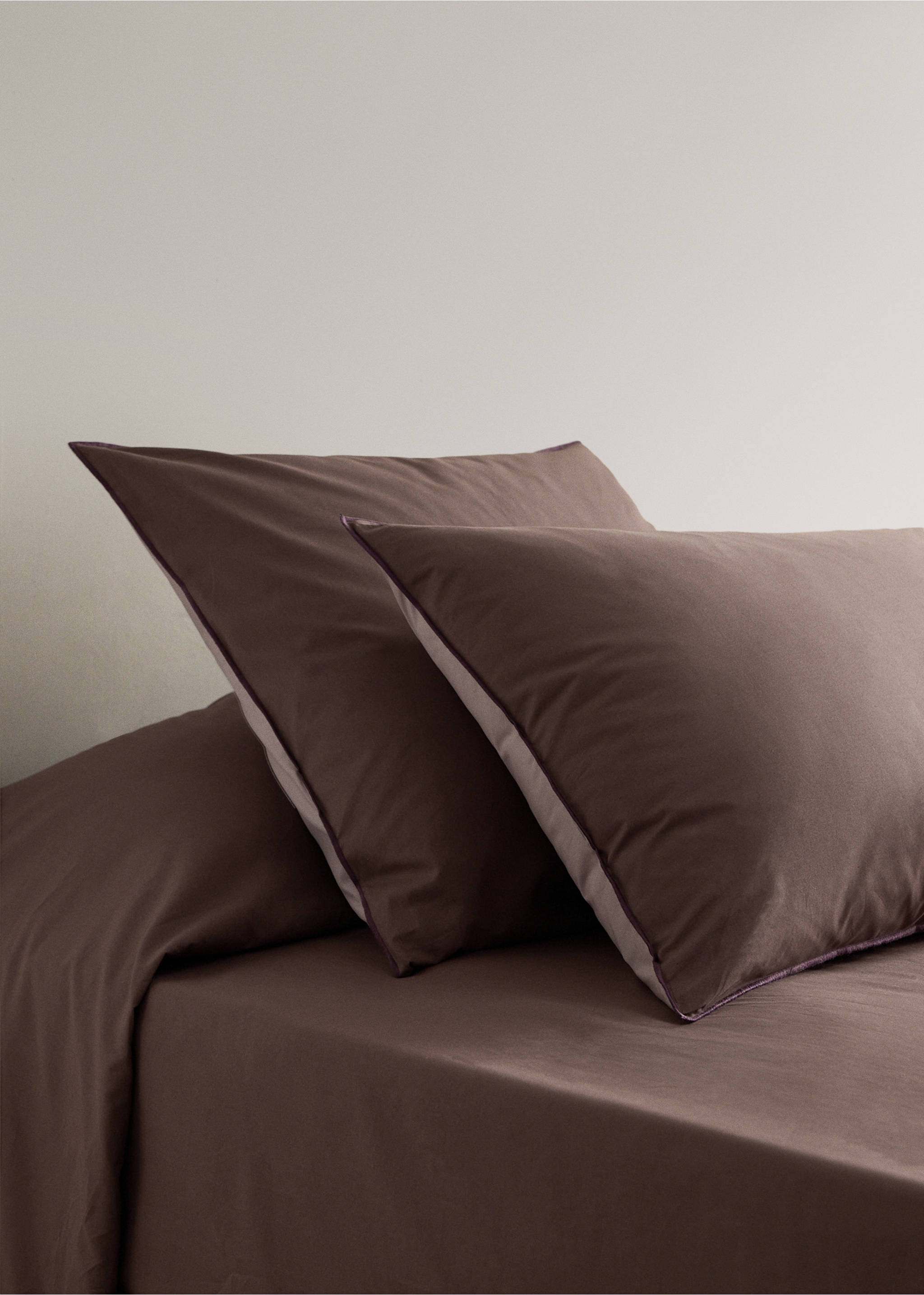100% cotton percale pillowcase 50x75 cm - General plane, Brown. Ref: 37022970-00.