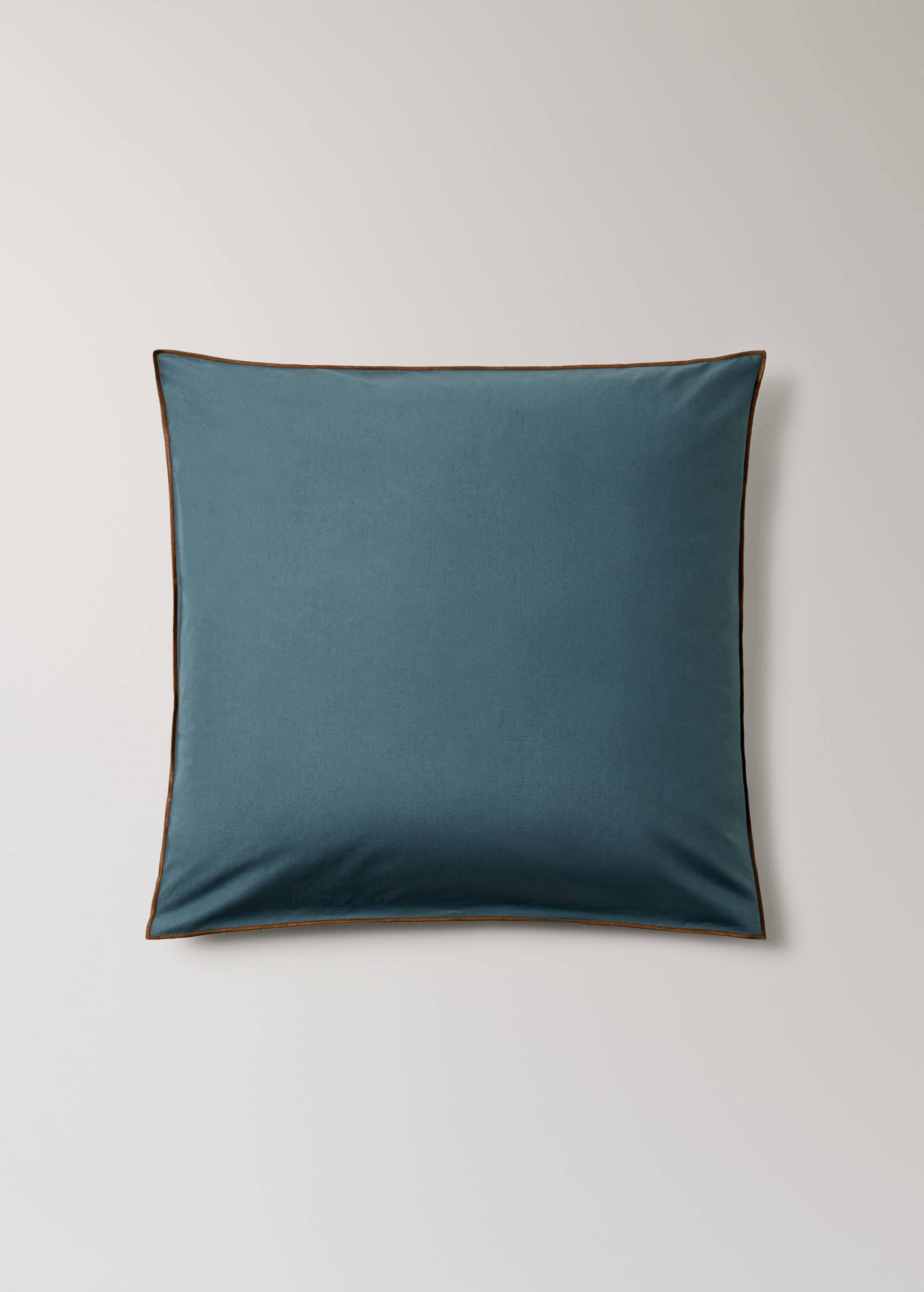 Pack of 2 pillow covers 60x60cm - Article without model