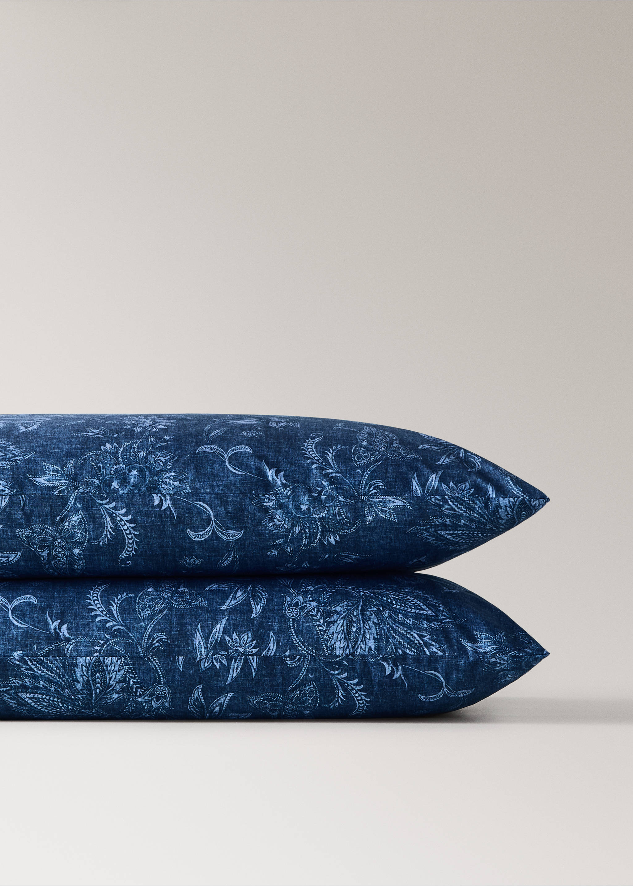 Taie d’oreiller 100 % coton 50x75 cm - Détail de l'article 3, Bleu indigo. Ref: 37022973-00.