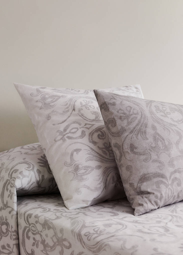 Two floral-print pillowcases, 60x60cm — Sand