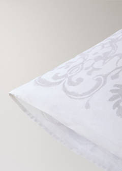 Two floral-print pillowcases, 60x60cm — Sand 3