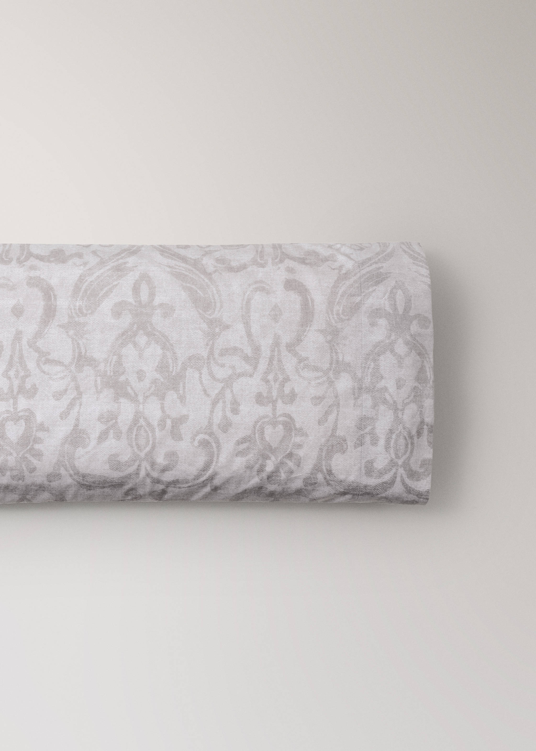 Floral-print pillow case 45x110cm - Article without model