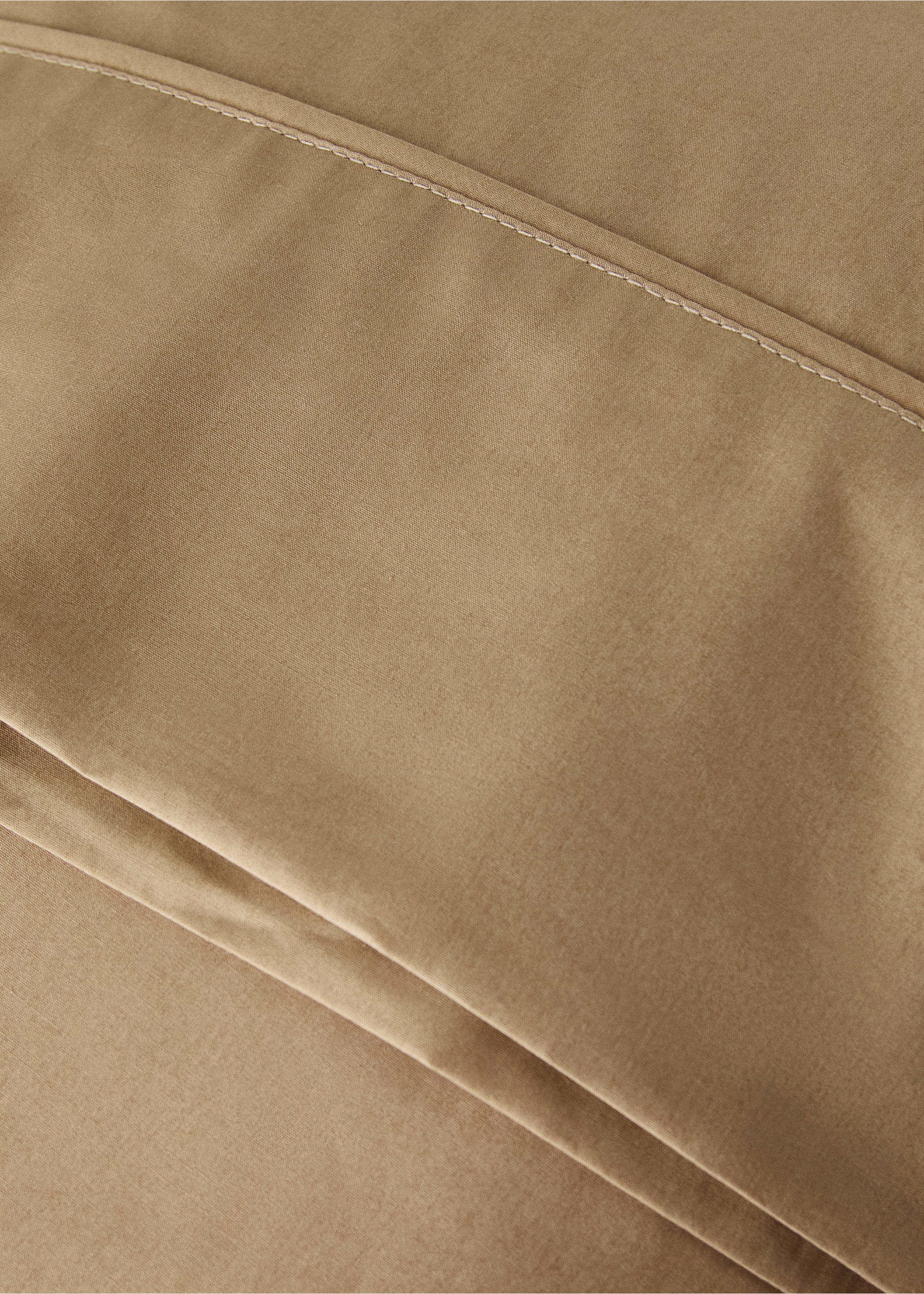 Percale cotton pillowcase, 300 thread count, piping detail, 45 x 110 cm - Details of the article 1, Tobacco Brown. Ref: 37022979-00.