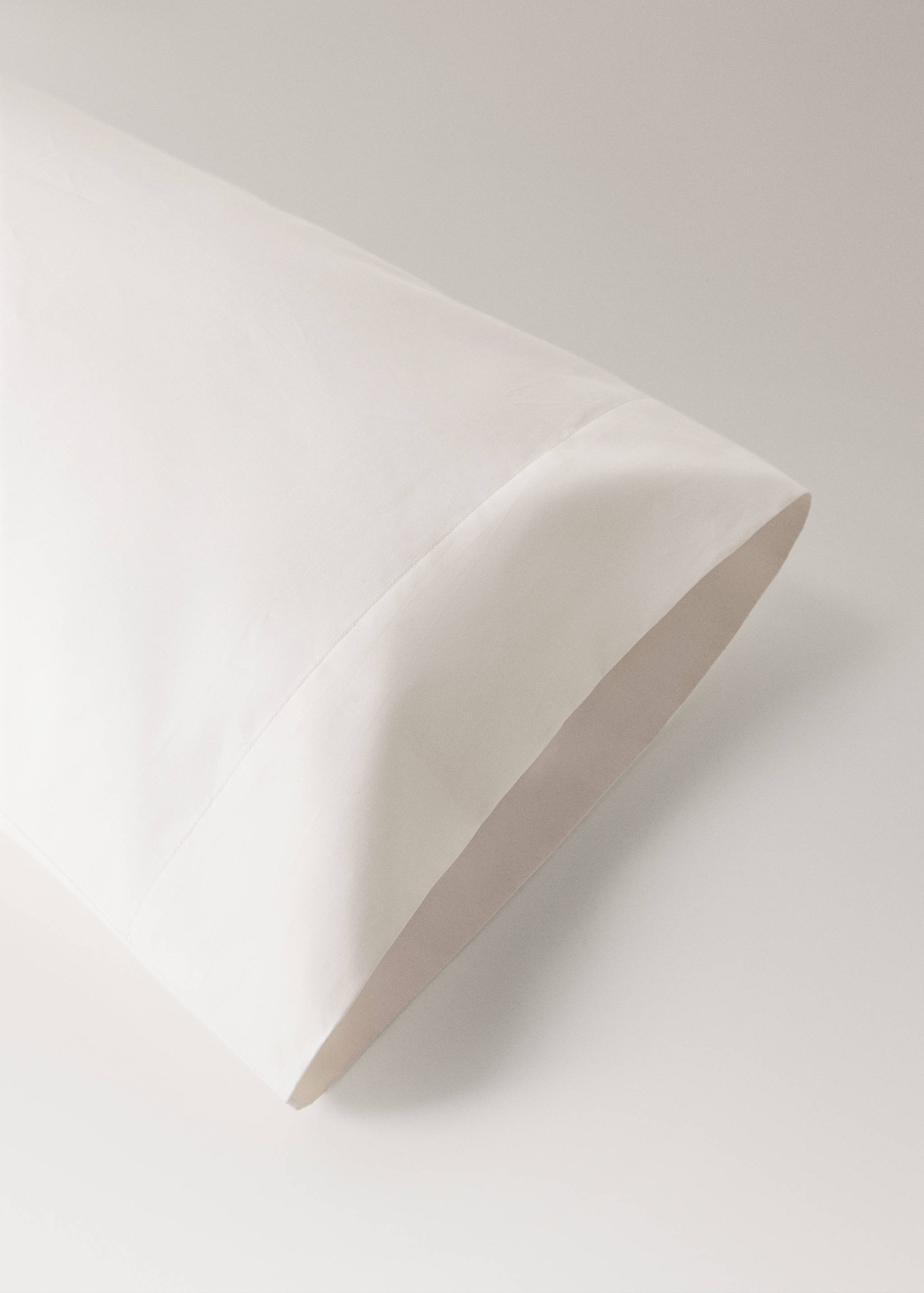 100% cotton sateen pillowcase 45x110 cm - Details of the article 2