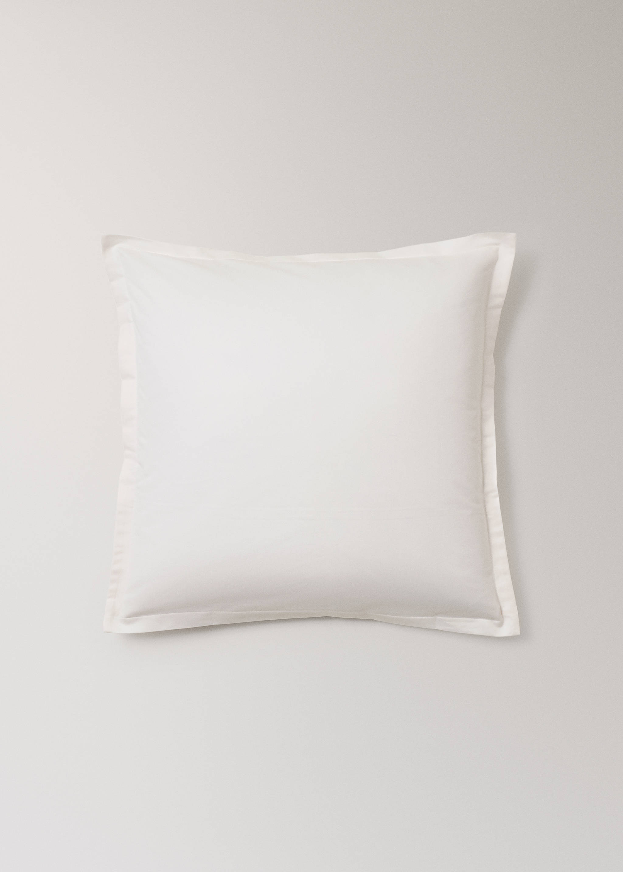 100% cotton sateen pillowcase 60 x 60 cm - Article without model