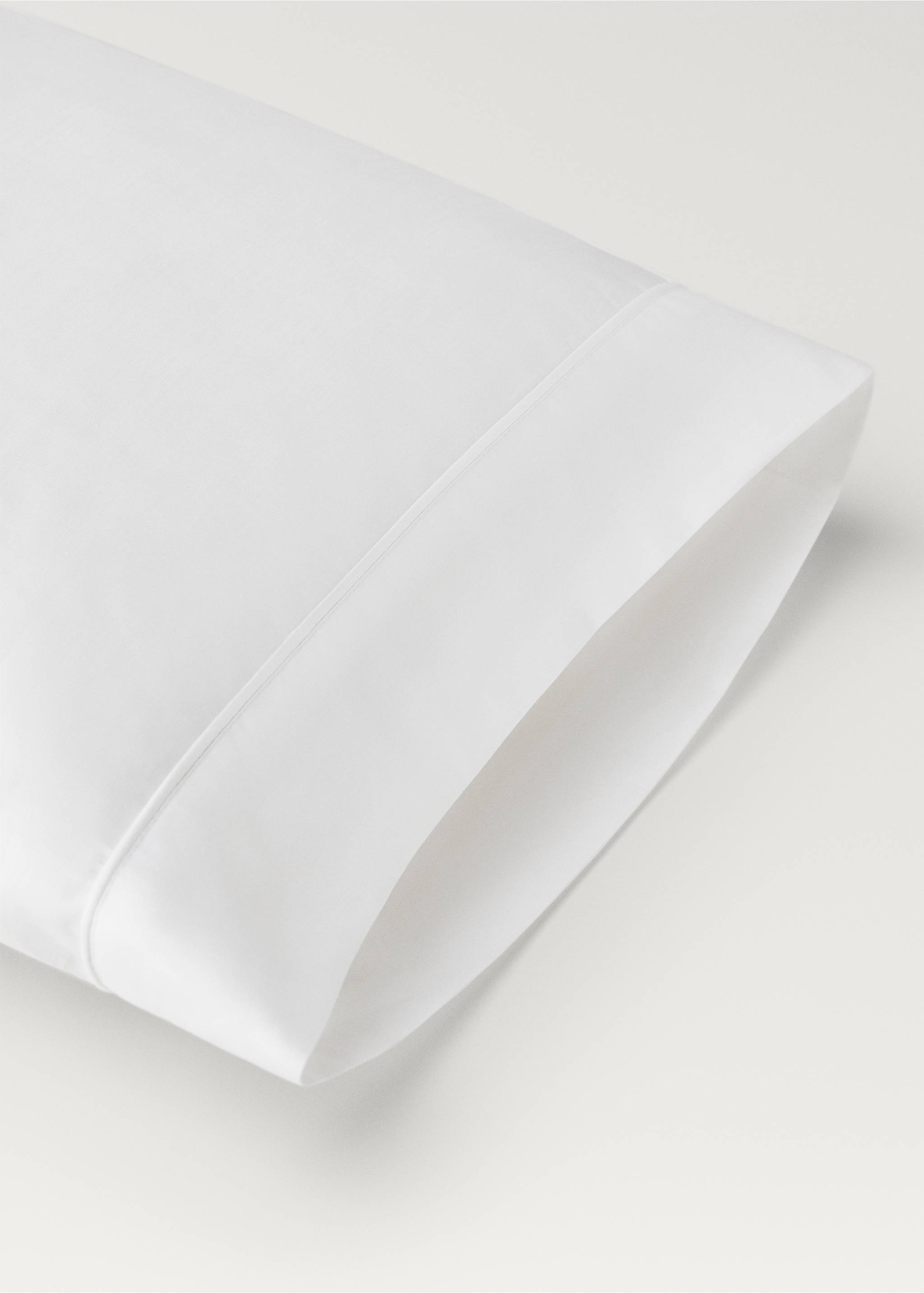 600-thread count satin cotton pillowcase, 45x110 cm - Details of the article 2, White. Ref: 37022988-00.
