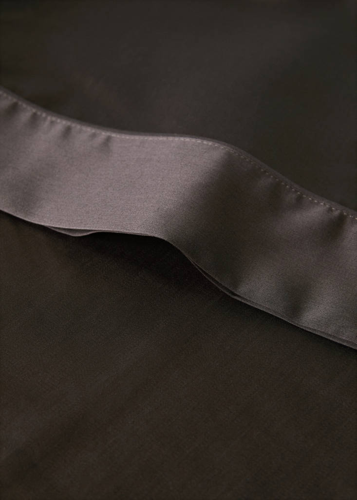 600-thread count satin cotton pillowcase, 45x110 cm - thumbnail 7
