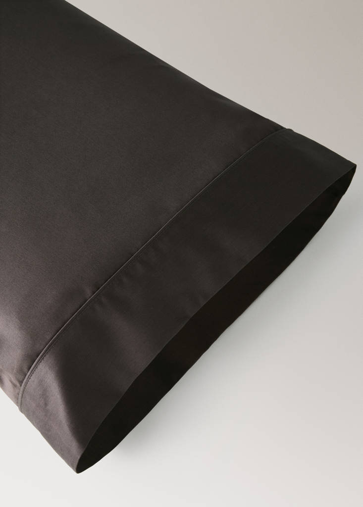 600-thread count satin cotton pillowcase, 45x110 cm - thumbnail 8