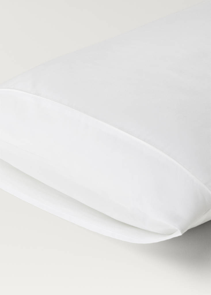 Two 600-thread cotton satin pillowcases 50x75 cm — White