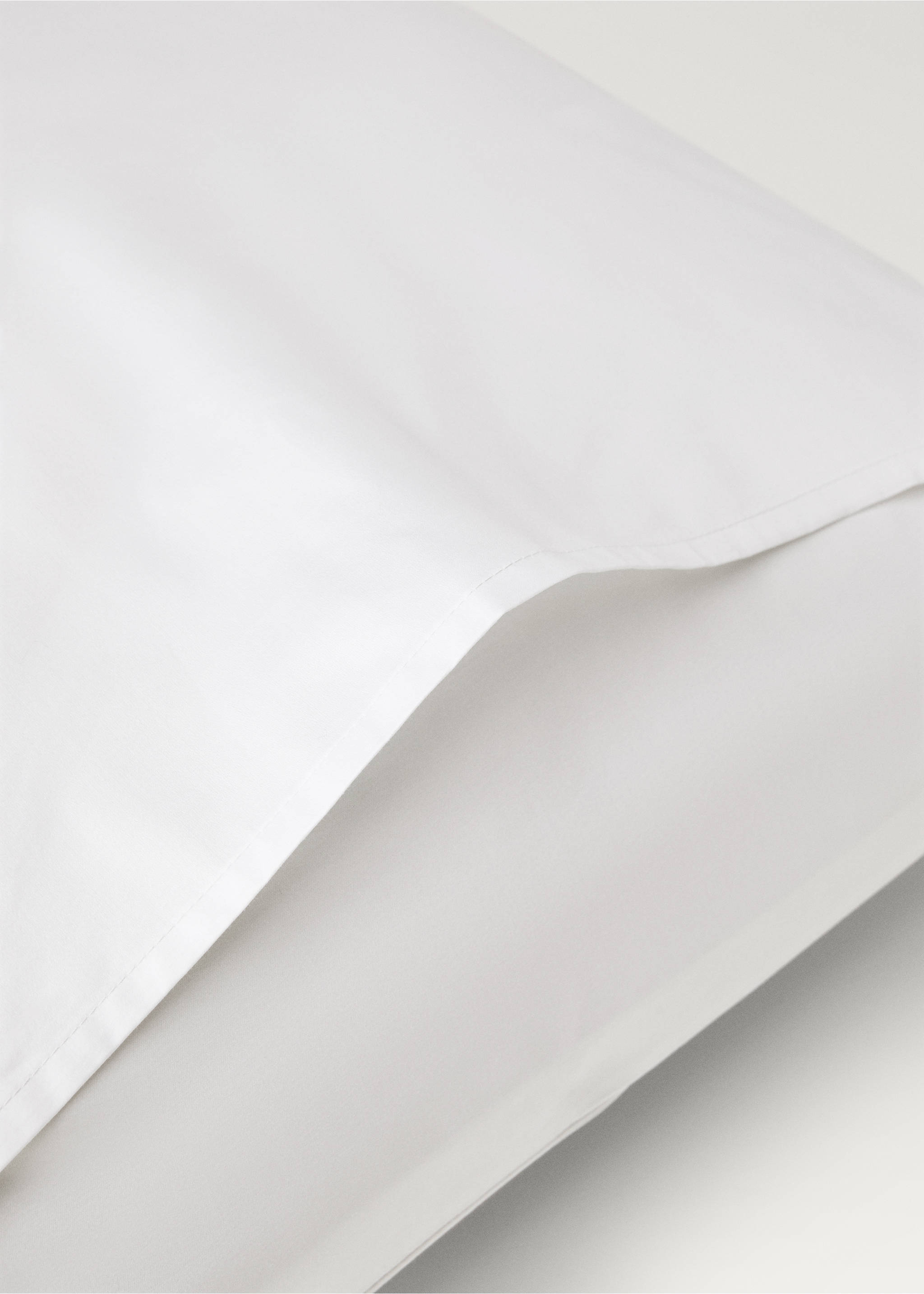 Two 600-thread count cotton satin pillowcases 60x60 cm - Details of the article 2, White. Ref: 37022990-00.