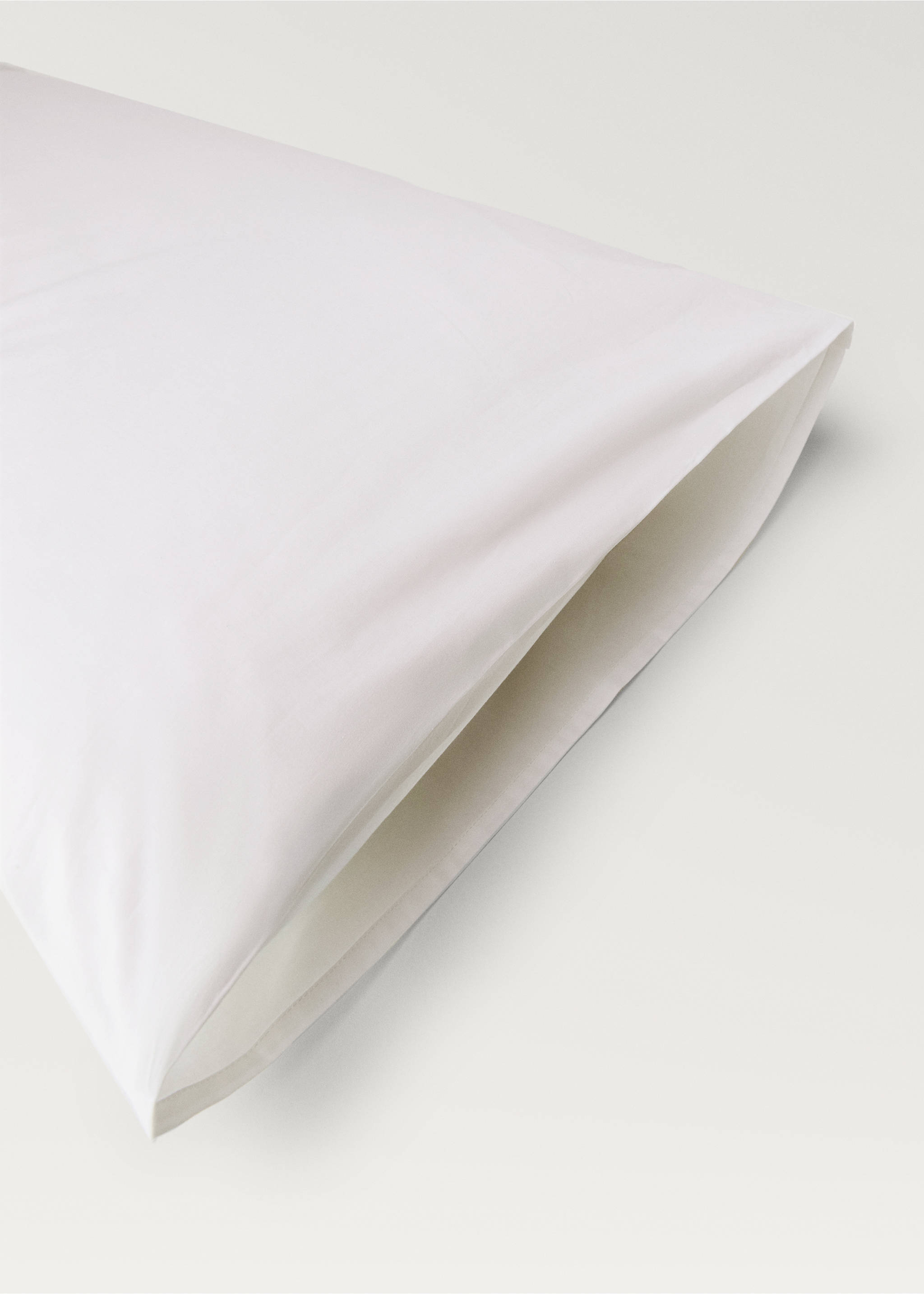 Two cotton percale pillowcases 50x75cm - Details of the article 3, White. Ref: 37022995-00.