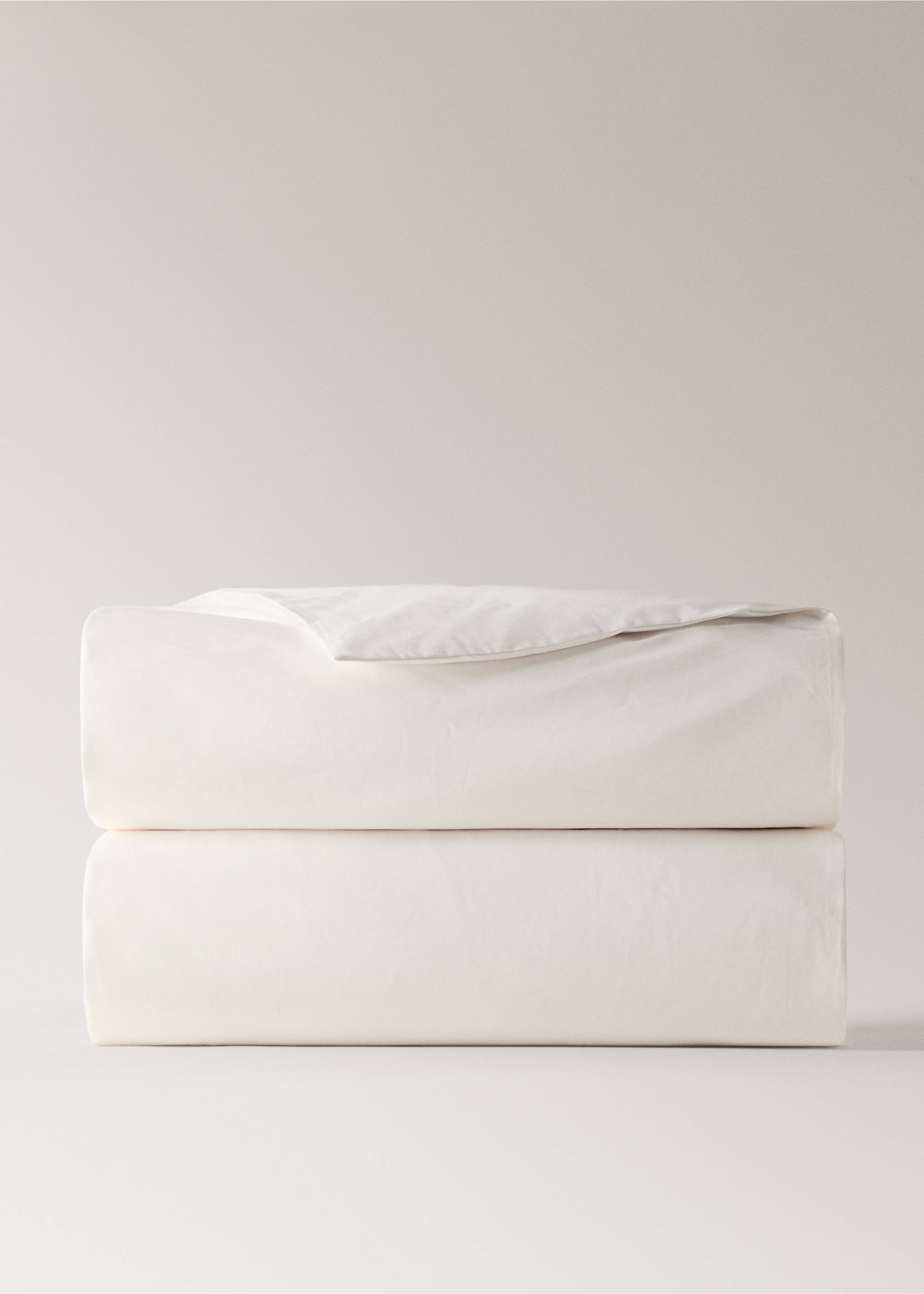 100% cotton sateen duvet cover for 200 cm bed - Article without model, Ecru. Ref: 37023025-00.