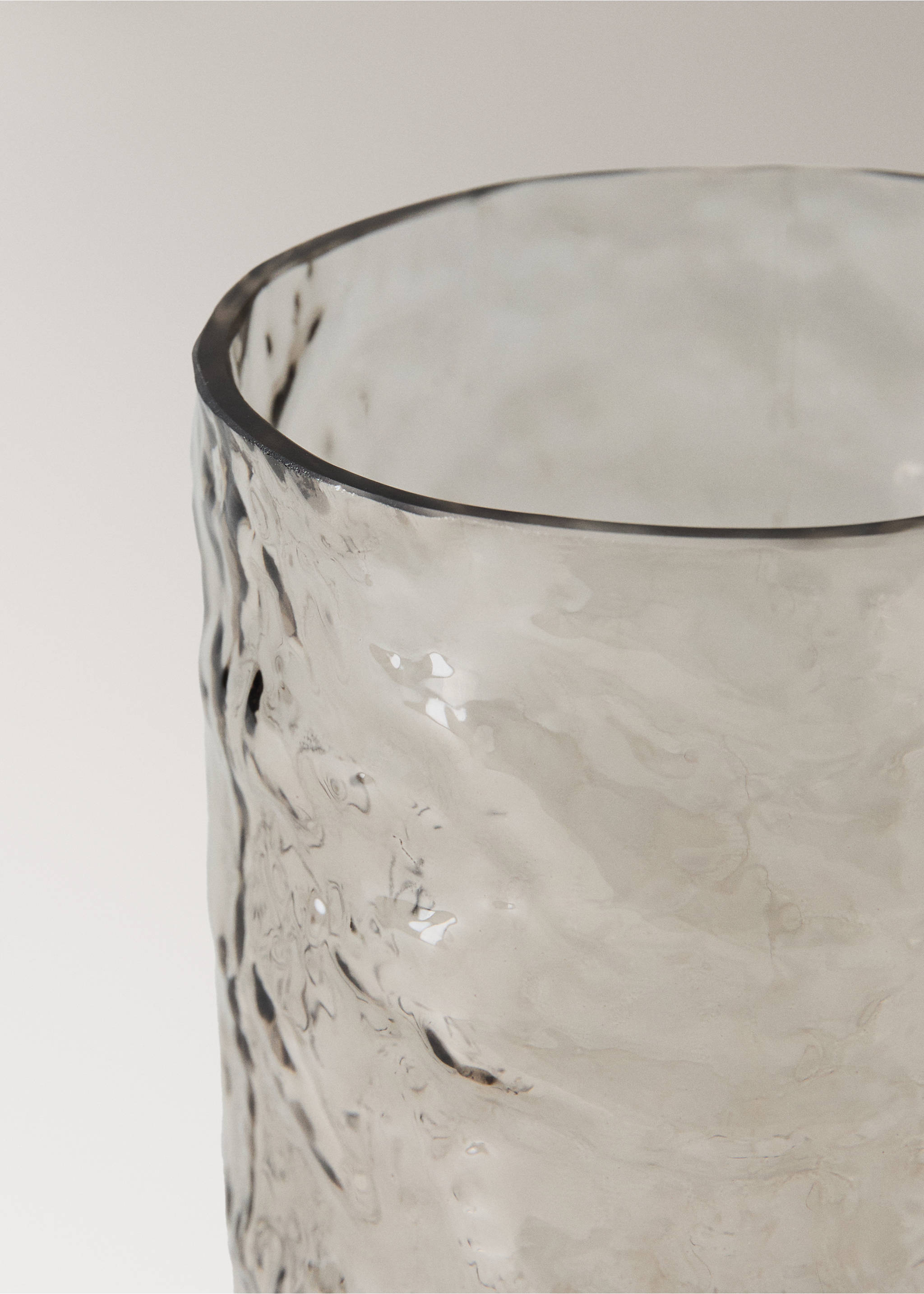 100% relief glass vase - Details of the article 1, Medium Brown. Ref: 37023277-00.
