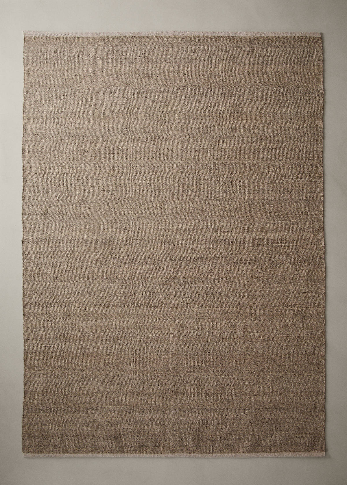 Large wool-cotton blend rug — Medium Brown