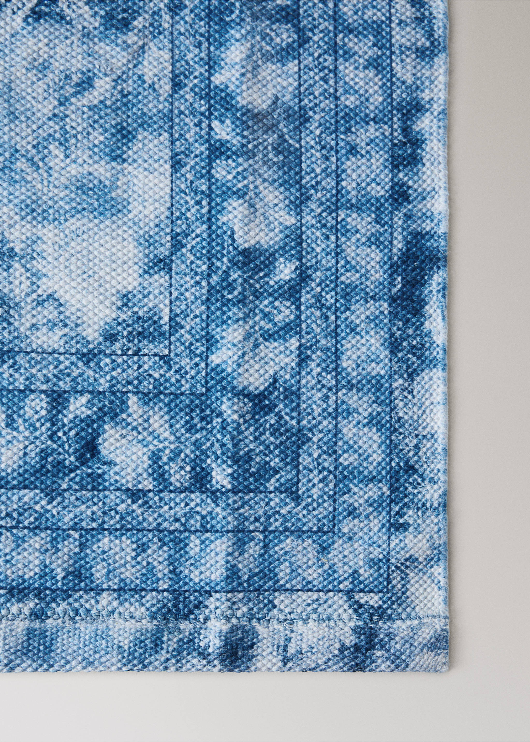 Cotton printed carpet 60x120cm - Details of the article 2, Blue. Ref: 37023284-00.