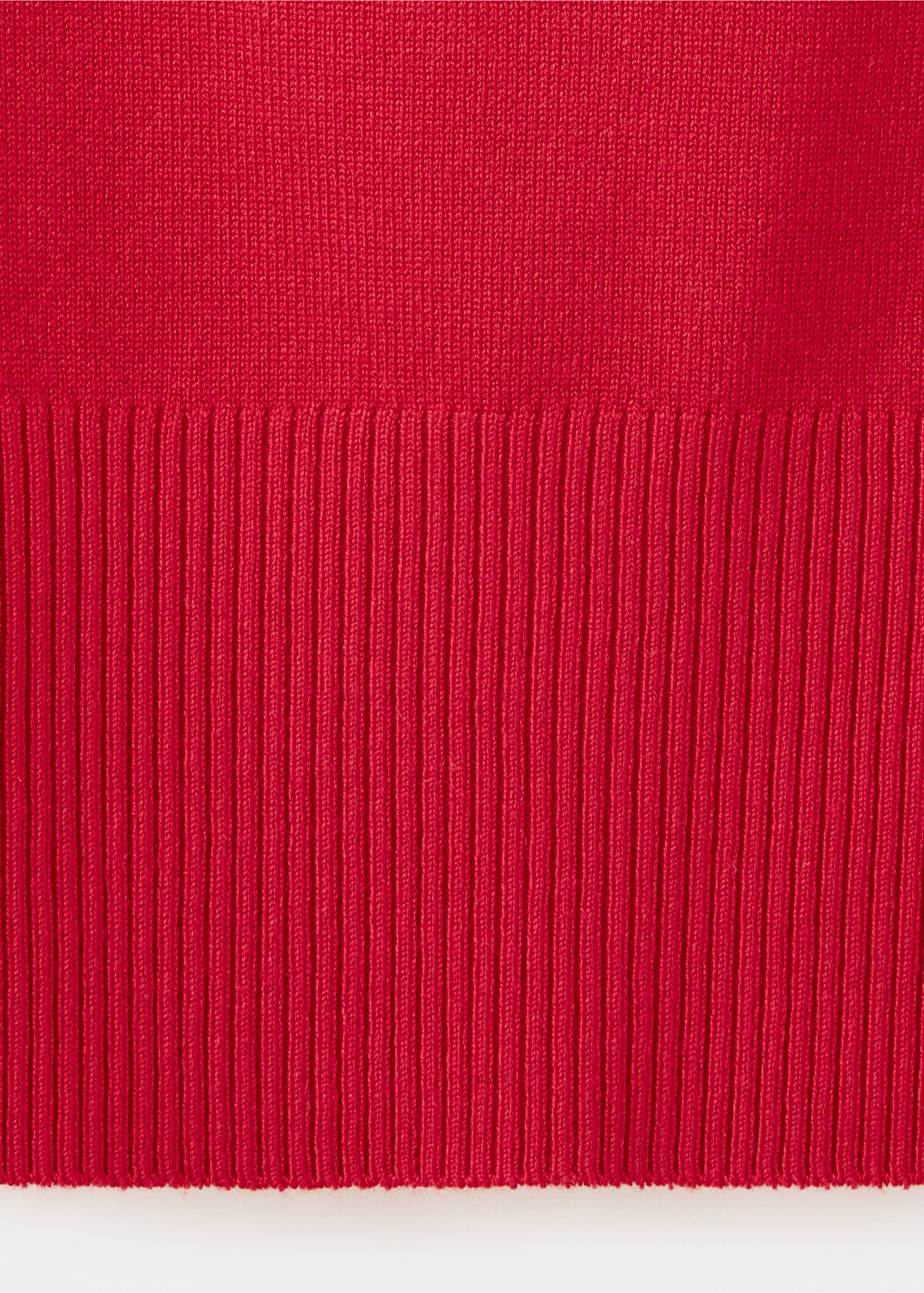 Short-sleeved knitted sweater - Details of the article 0, Red. Ref: 37023290-00.