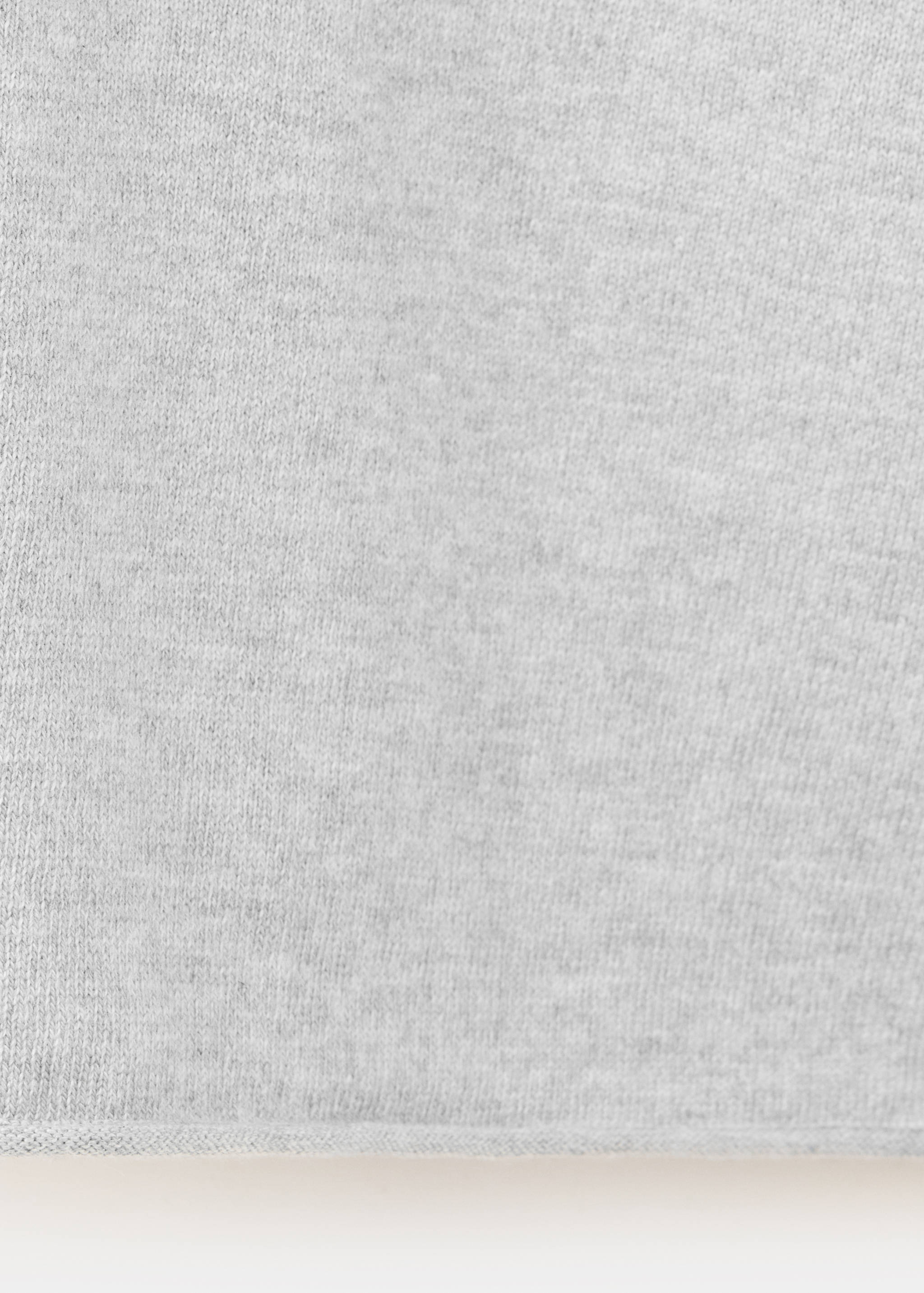 V-neck knit sweater - Details of the article 0