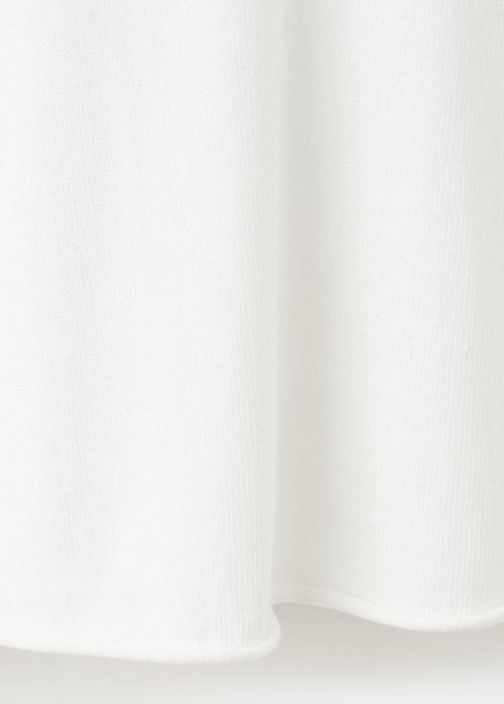 V-neck knit sweater — White