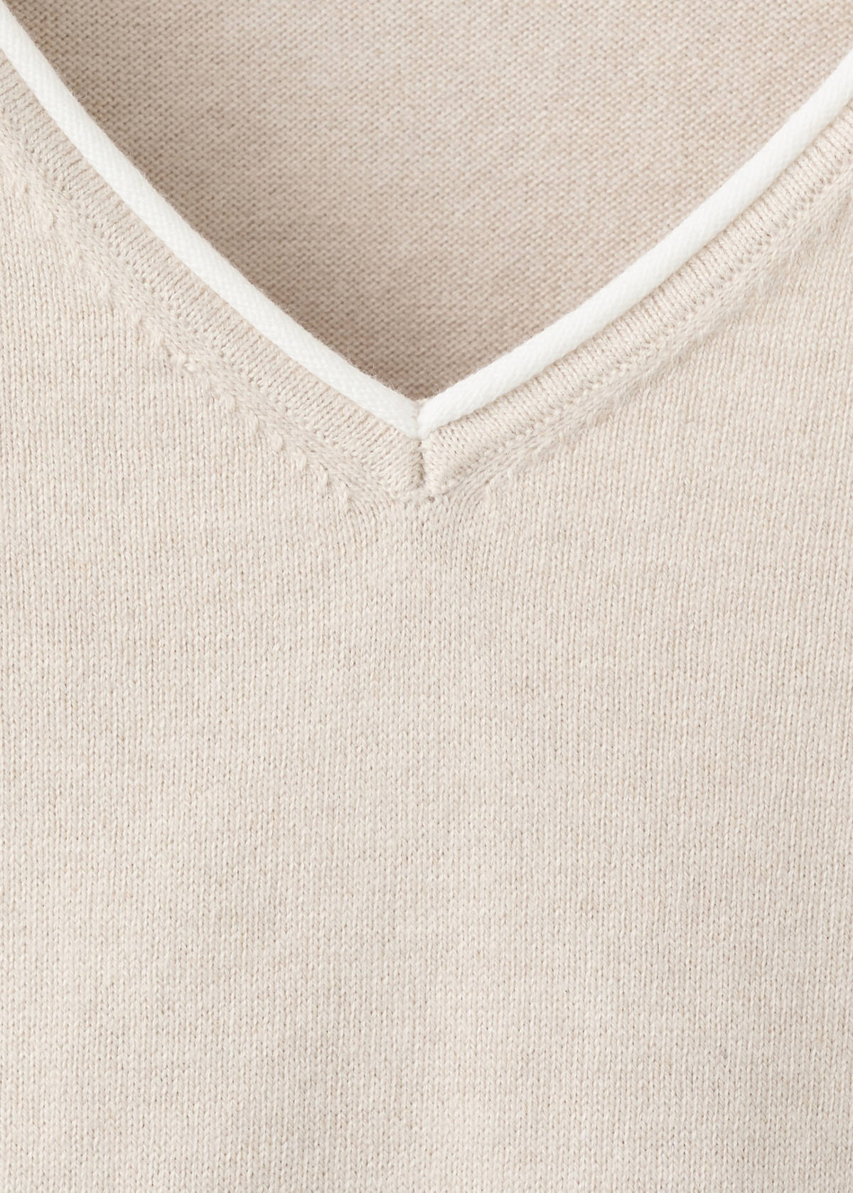 V-neck jumper with contrast trims — Sand